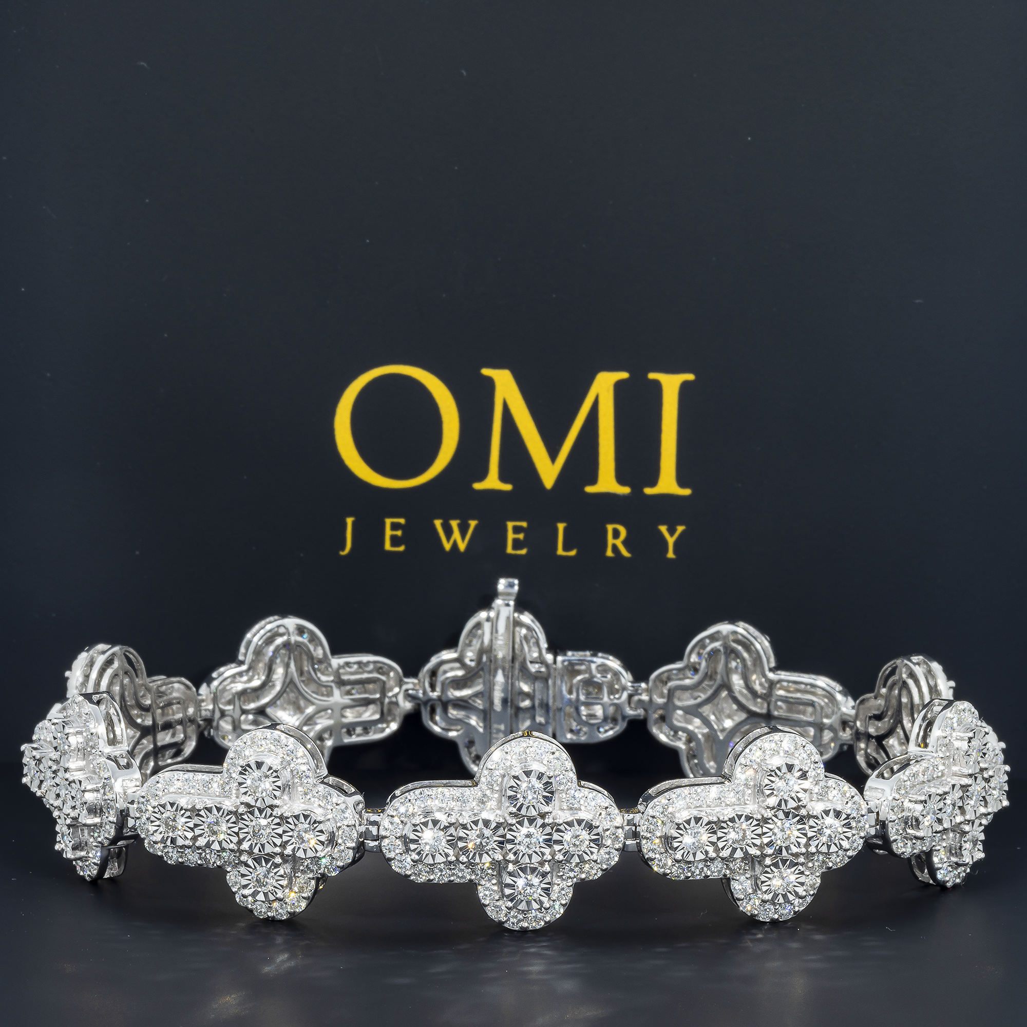 10K GOLD ROUND DIAMONDS CROSS BRACELET 7.11 CT