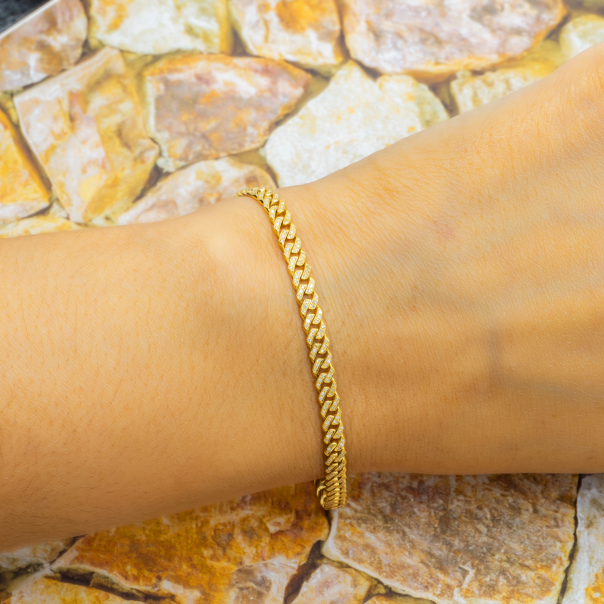 10K GOLD DIAMOND CUBAN LINK BRACELET 1.10 CT