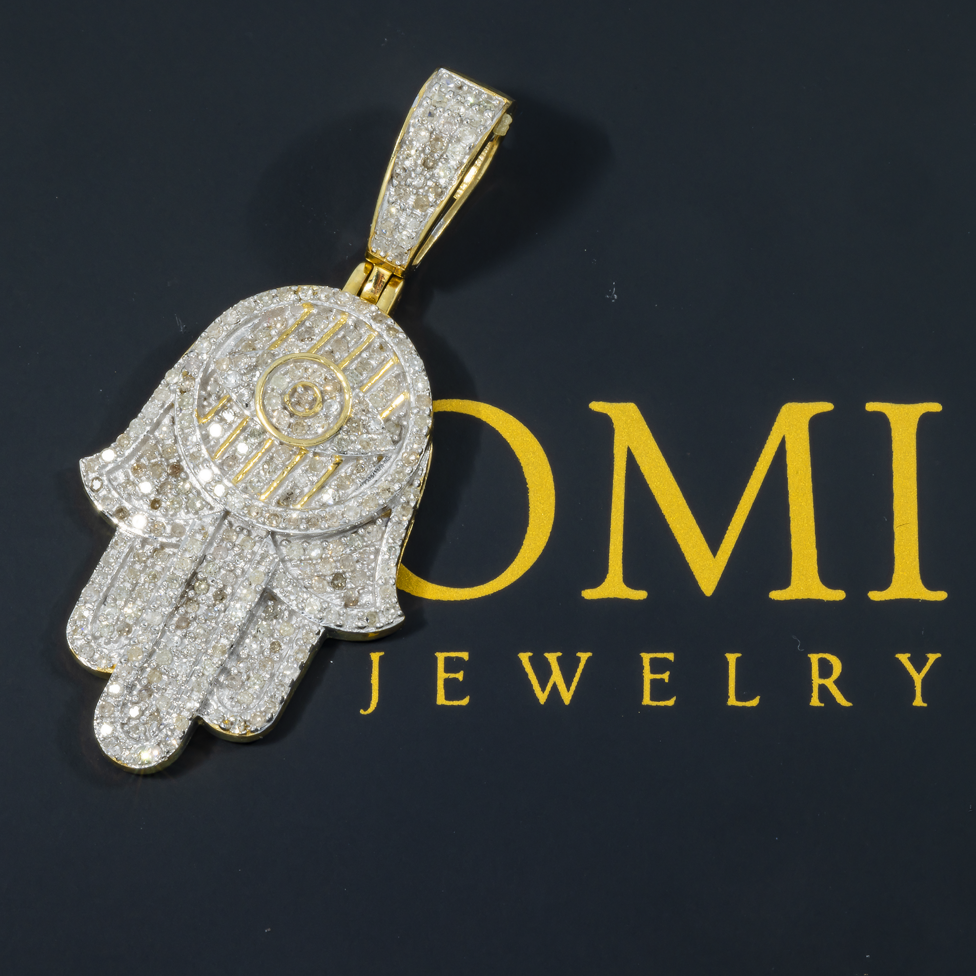 10K GOLD DIAMOND HAMSA PENDANT 0.81 CT