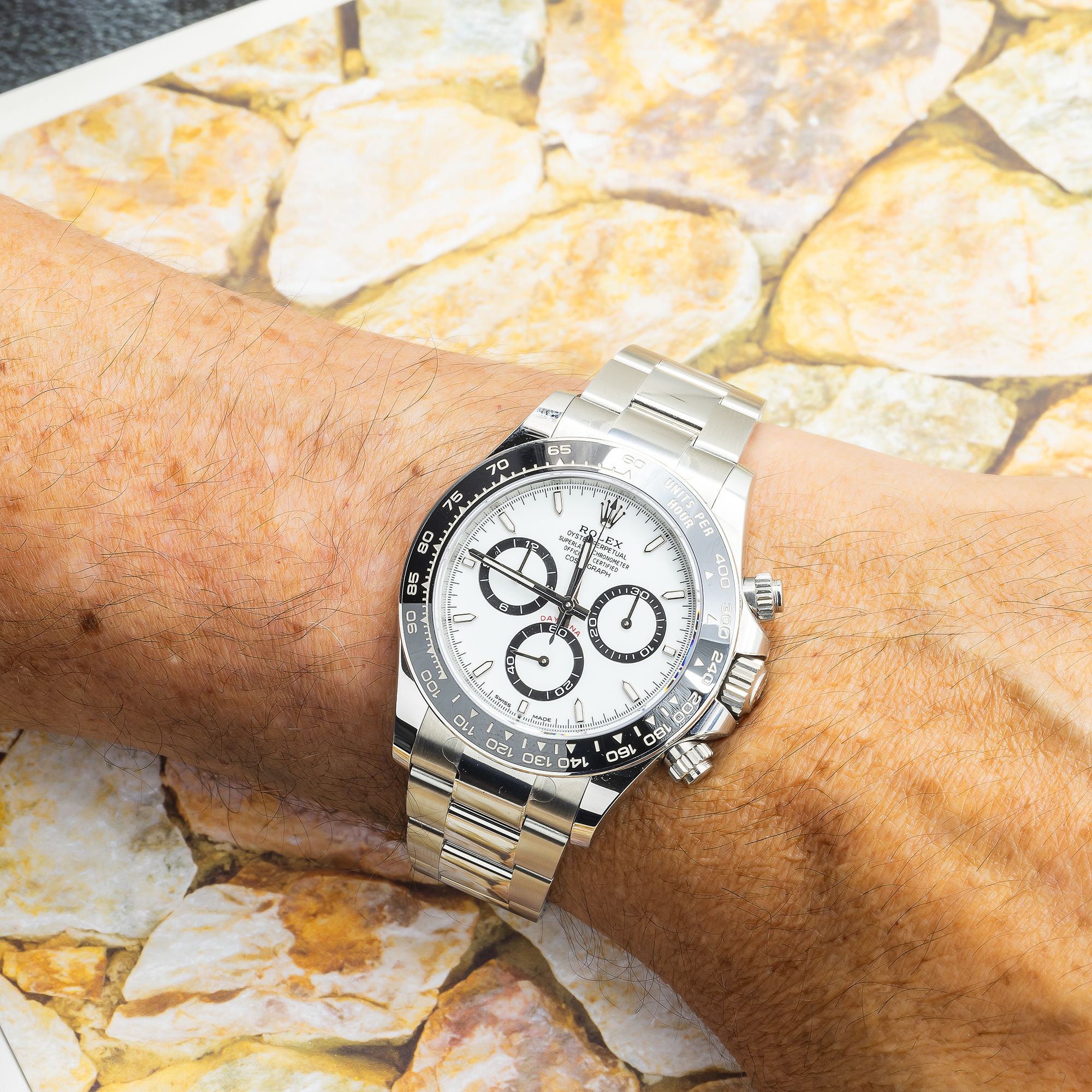 Rolex Cosmograph Daytona 40MM 126500LN White Dial Black Ceramic Tachymeter Bezel Stainless Steel Oyster Bracelet