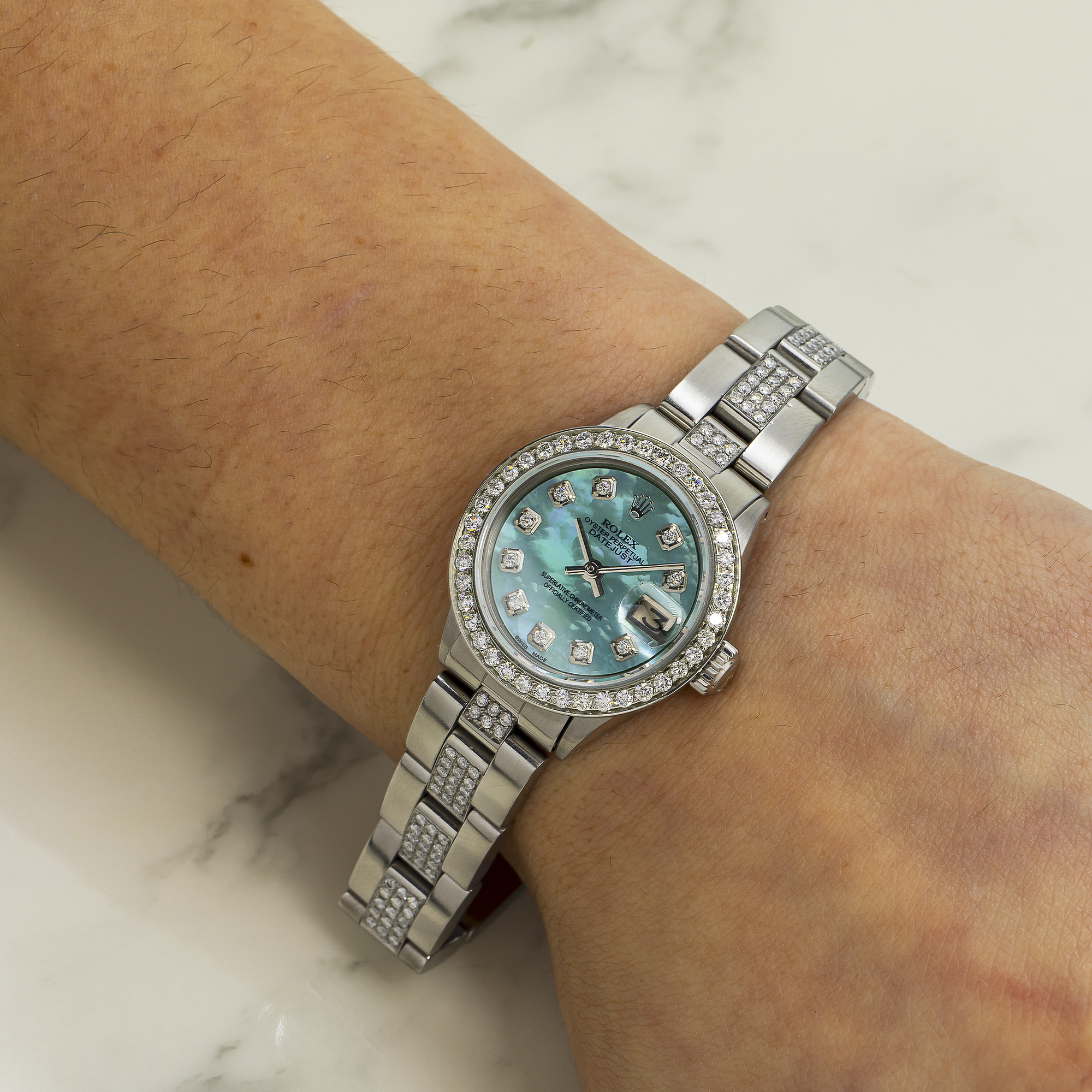 Rolex Datejust 26MM 69160 Blue Mother of Pearl Diamond Dial Diamond Bezel Stainless Steel Semi Diamond Oyster Bracelet
