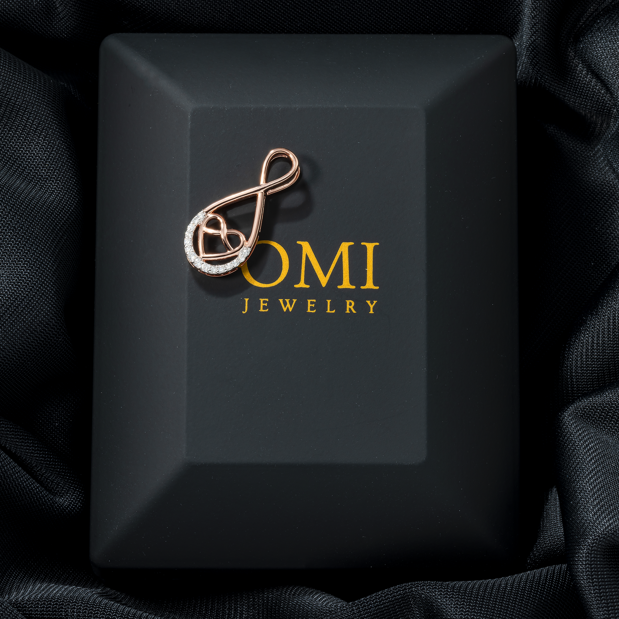 10K GOLD DIAMOND HEART INFINITY PENDANT 0.12 CT