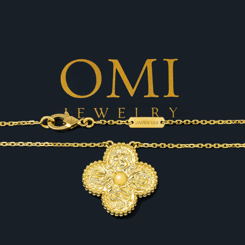 18K GOLD TEXTURED CLOVER NECKLACE