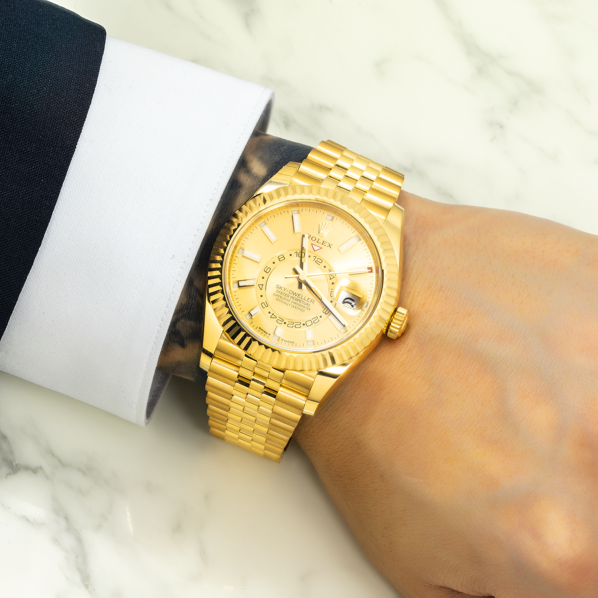 Rolex Sky-Dweller 42MM 336938 Champagne Dial Fluted Bezel 18K Rolex Sky-Dweller 42MM 336938 Champagne Dial Fluted Bezel 18K