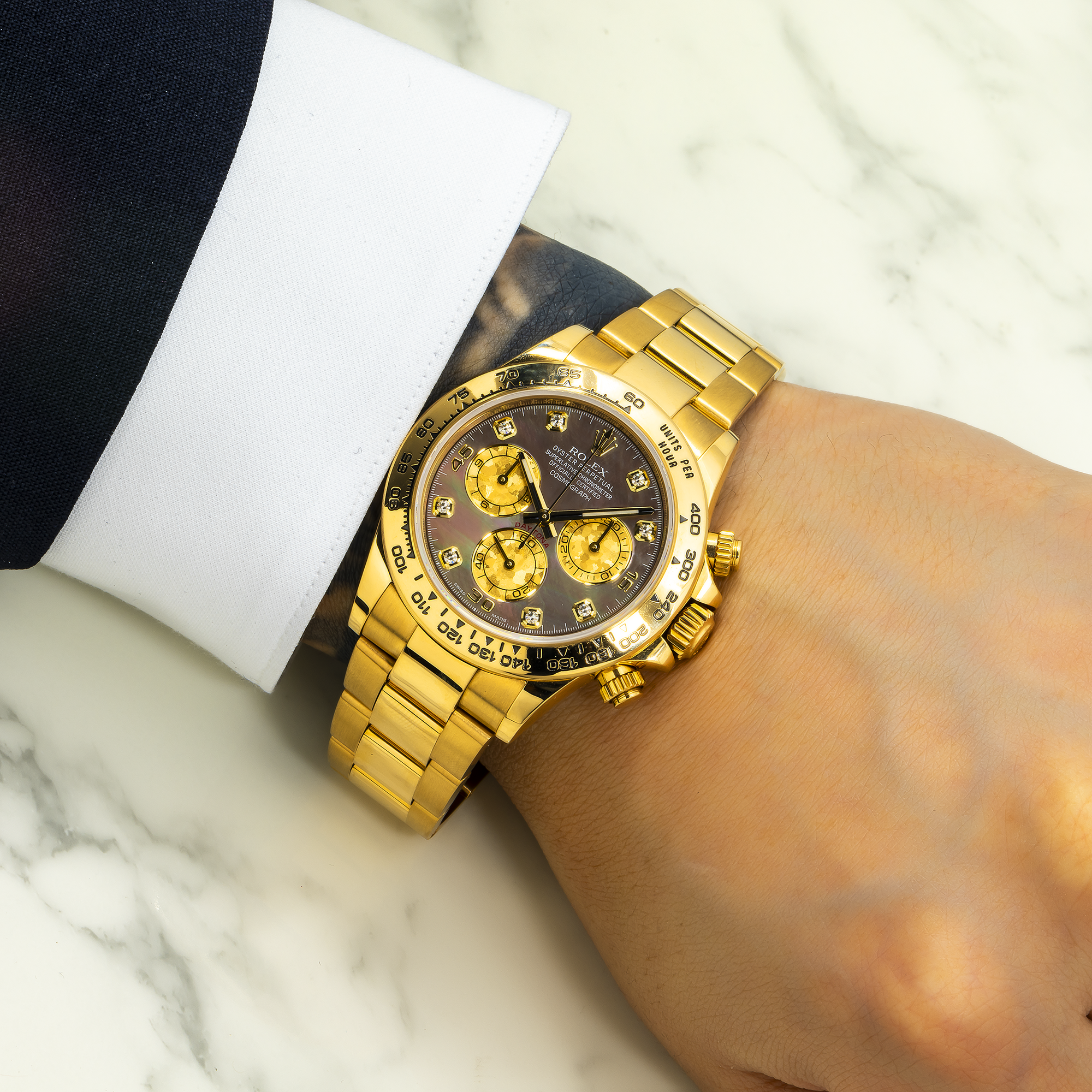Rolex Cosmograph Daytona 40MM 116508 Black Mother of Pearl Diamond Dial Tachymeter Bezel 18K Yellow Gold Oyster Bracelet