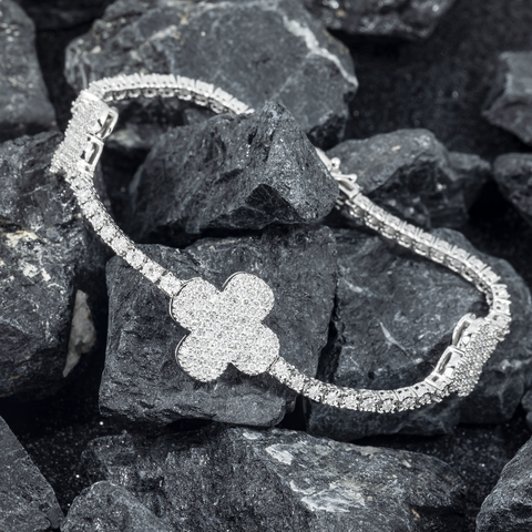 10K GOLD ROUND DIAMONDS CLOVER BRACELET 1.85 CT