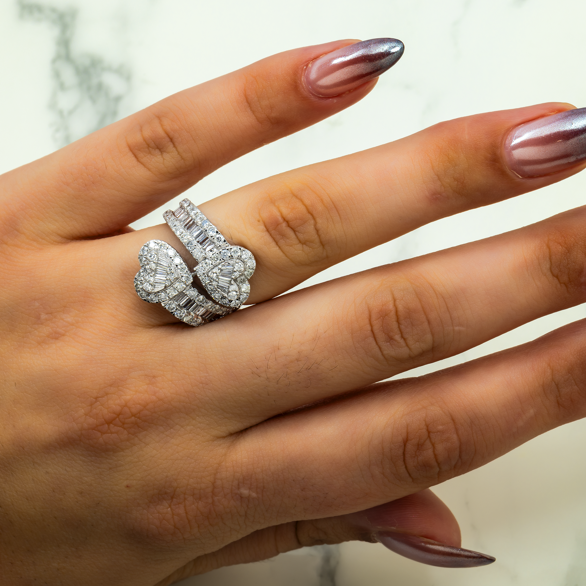 10K GOLD ROUND AND BAGUETTE DIAMOND HEART BYPASS RING 2.00 CT