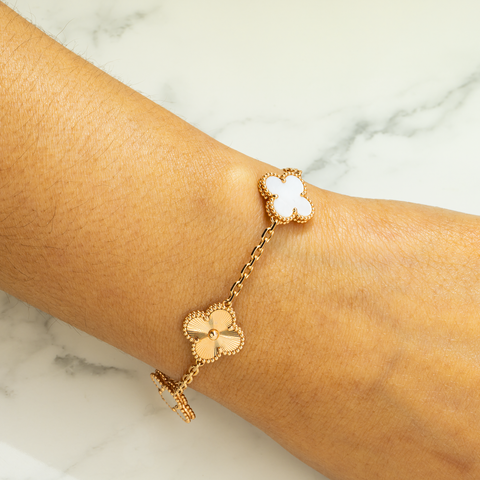 18K GOLD WHITE CLOVER CHAIN BRACELET