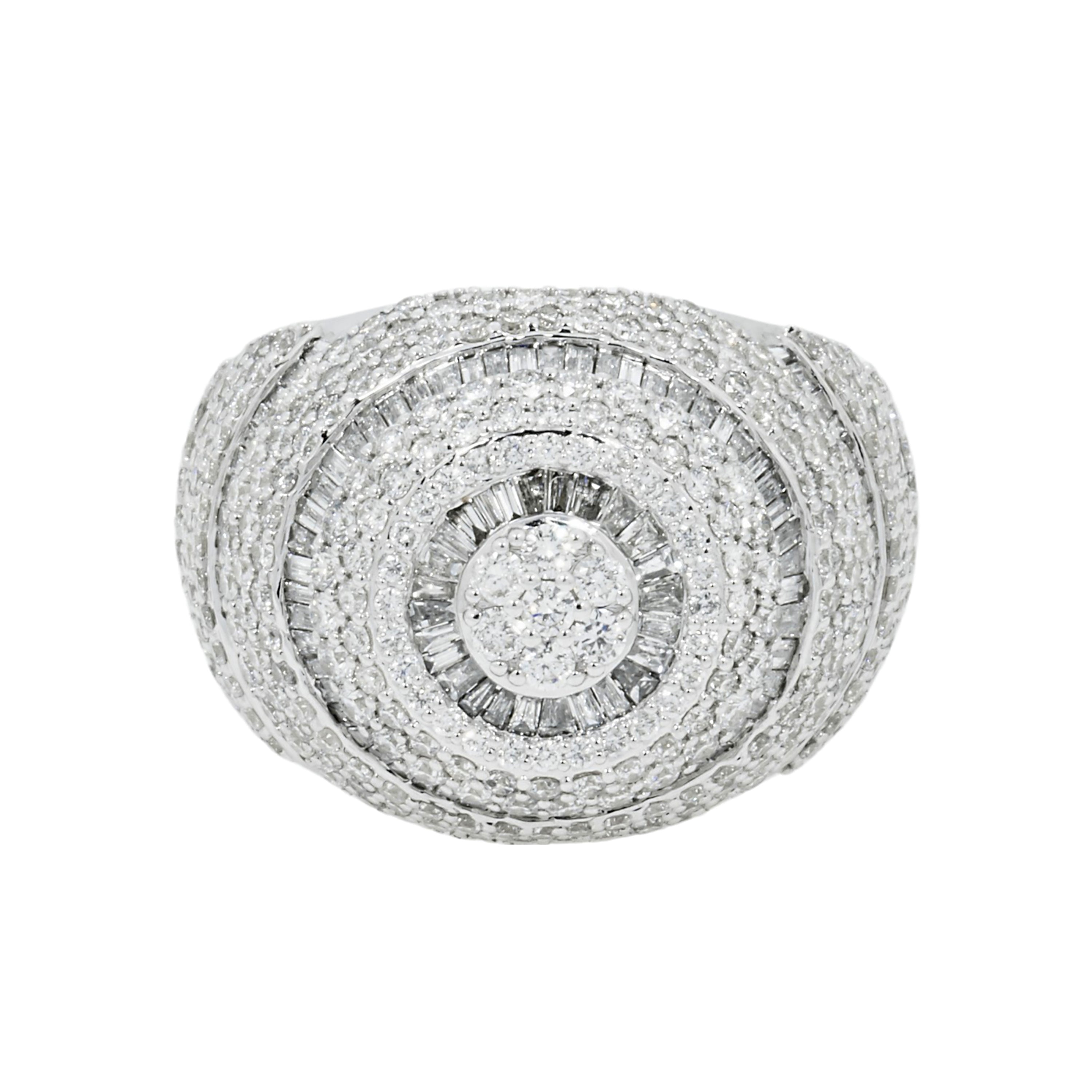 10K GOLD ROUND AND BAGUETTE DIAMOND CIRCULAR RING 4.08 CT