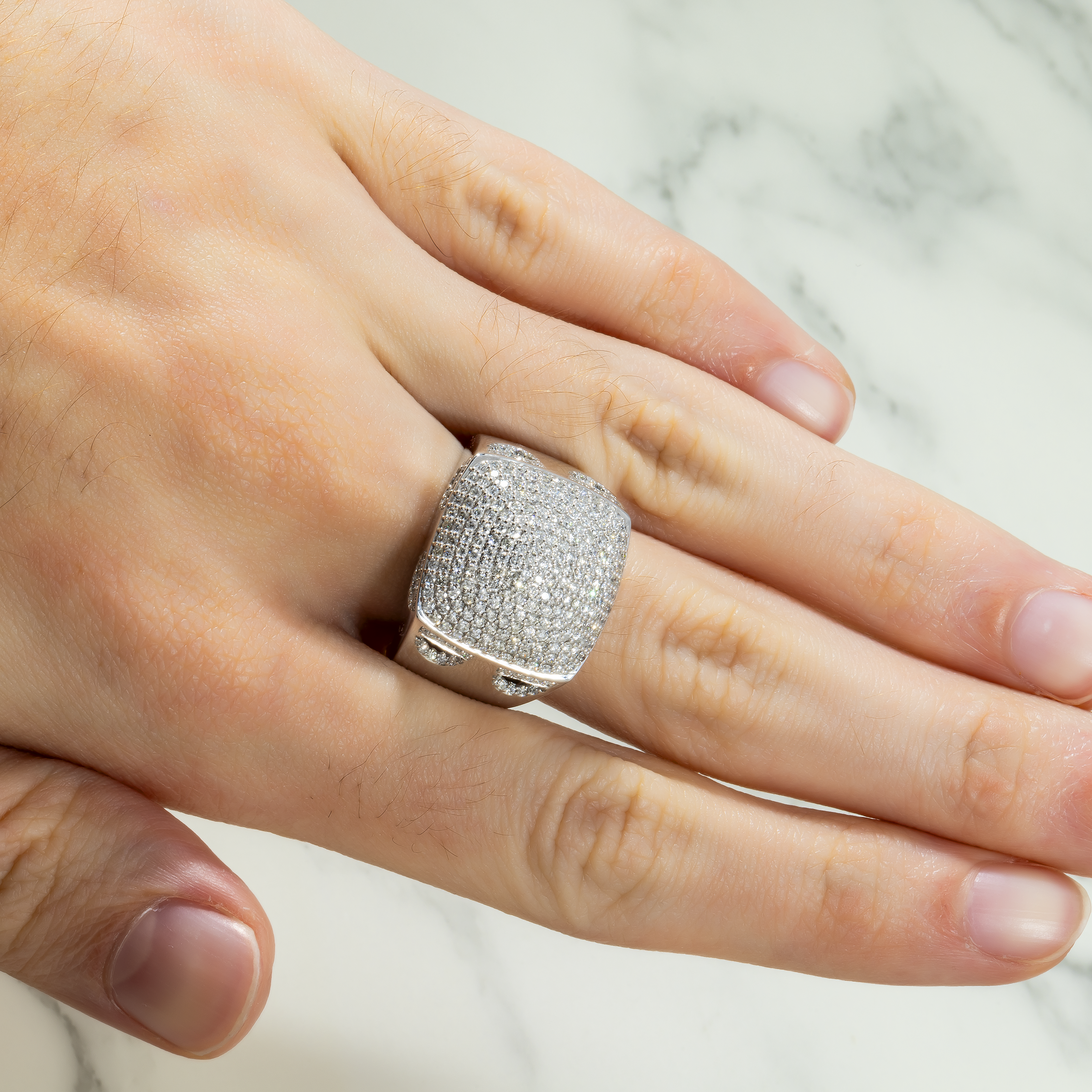 10K GOLD ROUND DIAMOND STATEMENT RING 1.91 CT