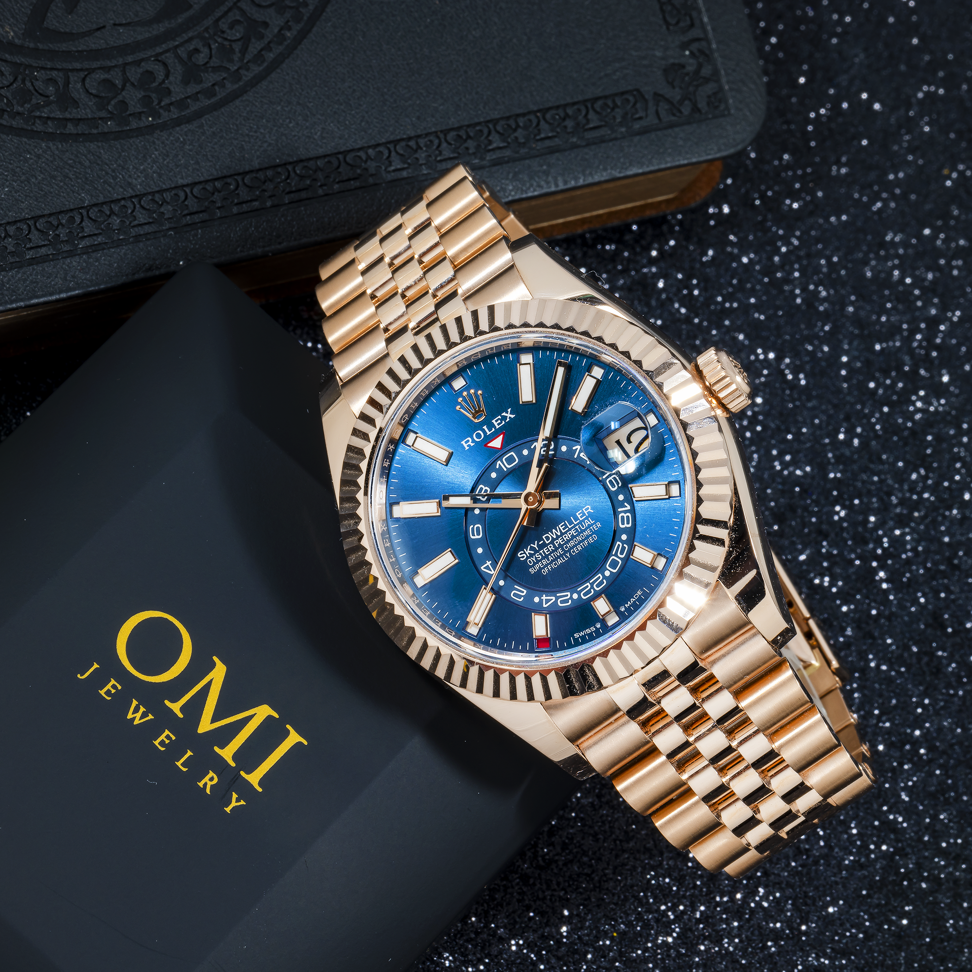 Rolex Sky-Dweller 42MM 336935 Blue Dial Fluted Bezel 18K Rose Gold Rolex Sky-Dweller 42MM 336935 Blue Dial Fluted Bezel 18K Rose Gold