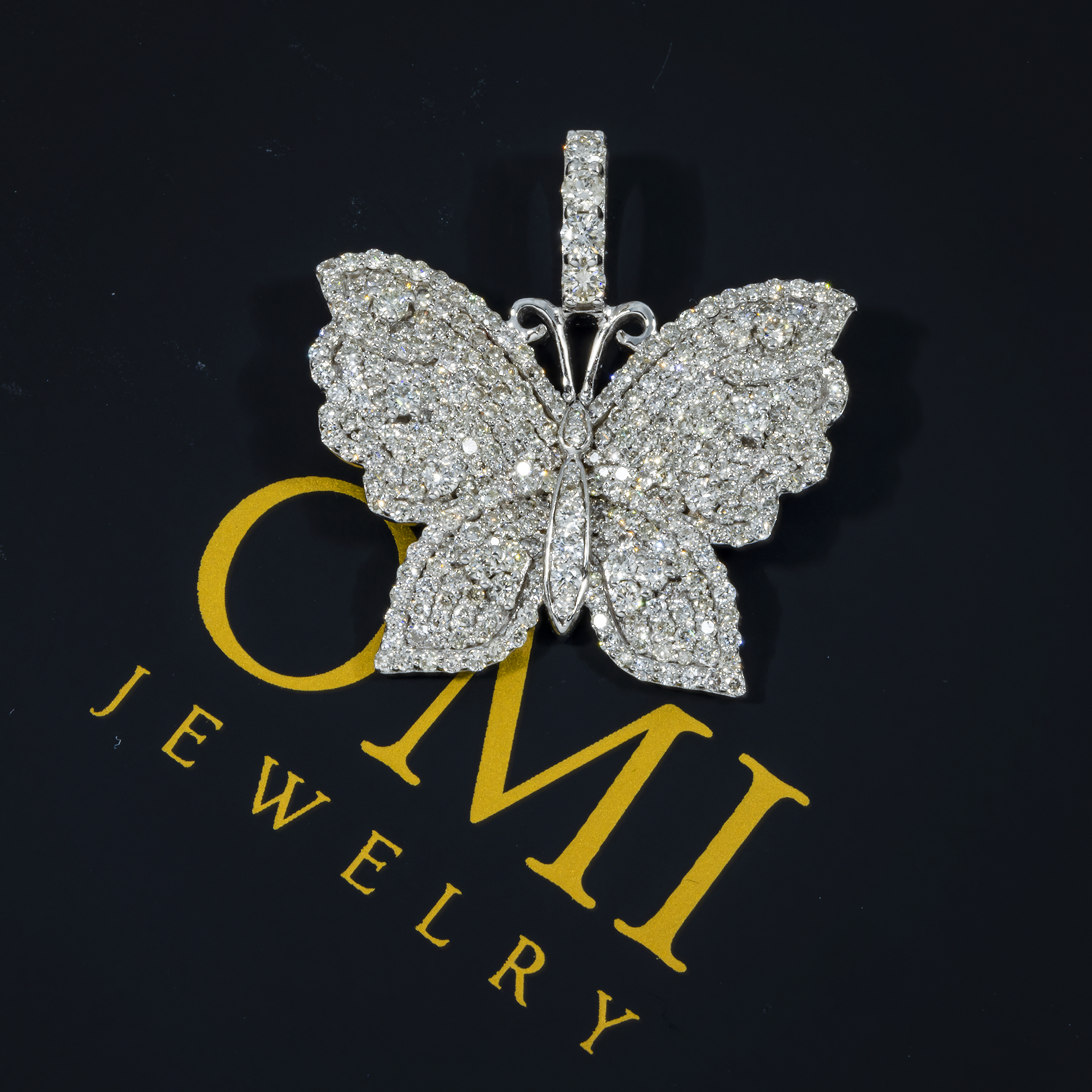 10K GOLD DIAMOND BUTTERFLY PENDANT 1.80 CT