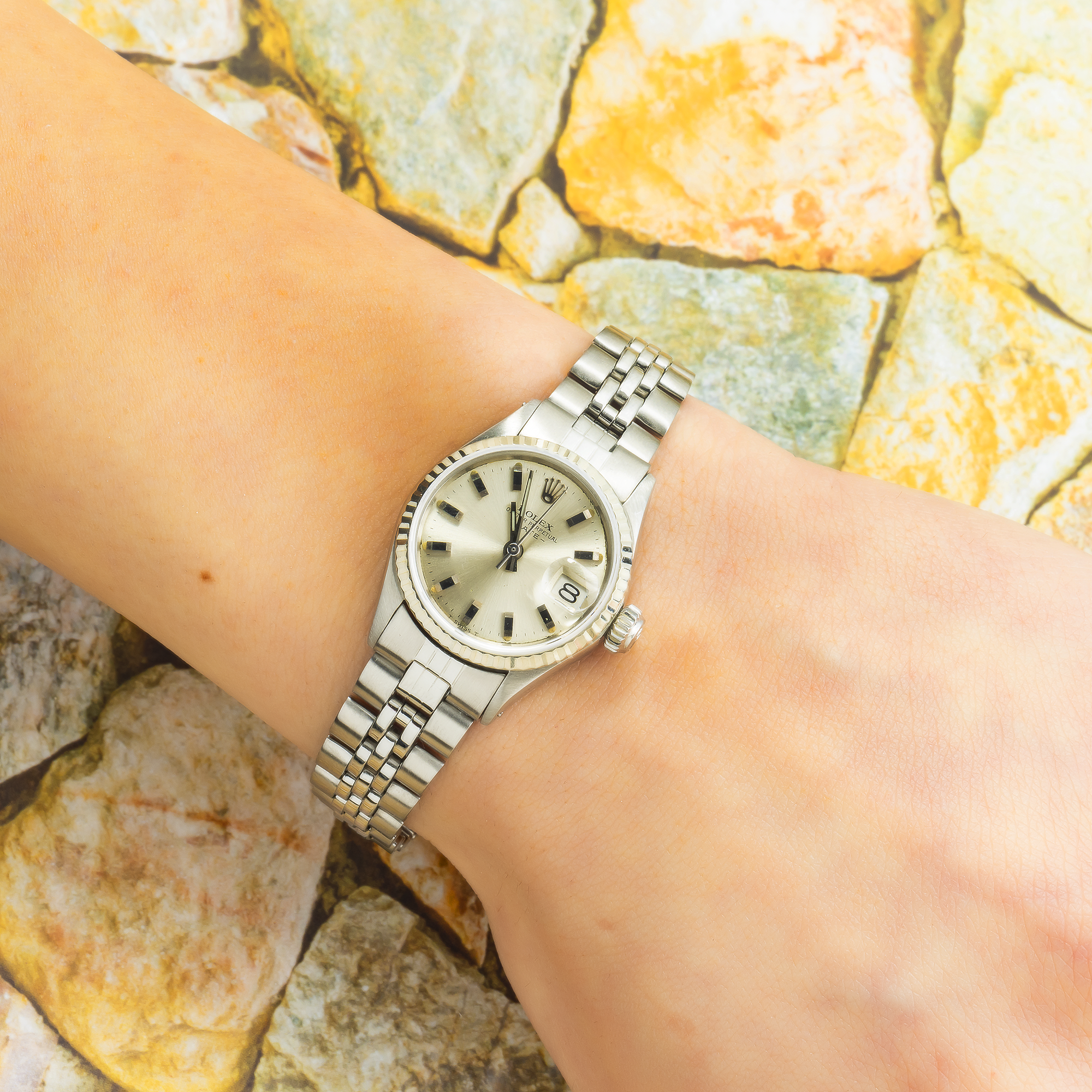 Rolex Date 26MM 69240 Silver Dial Fluted Bezel Stainless Steel Jubilee Bracelet