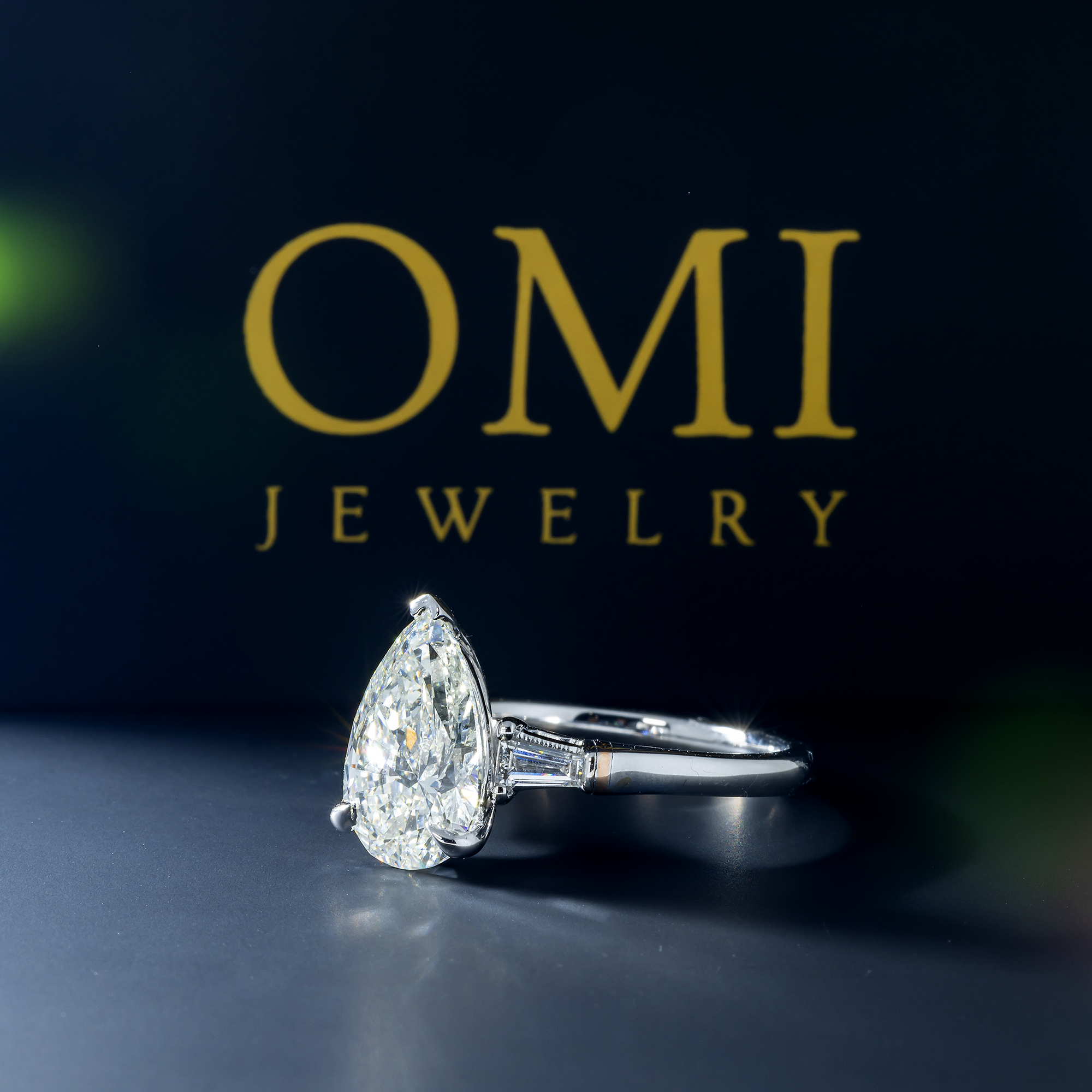 14K GOLD PEAR CUT DIAMOND ENGAGEMENT RING 3.20 CTW