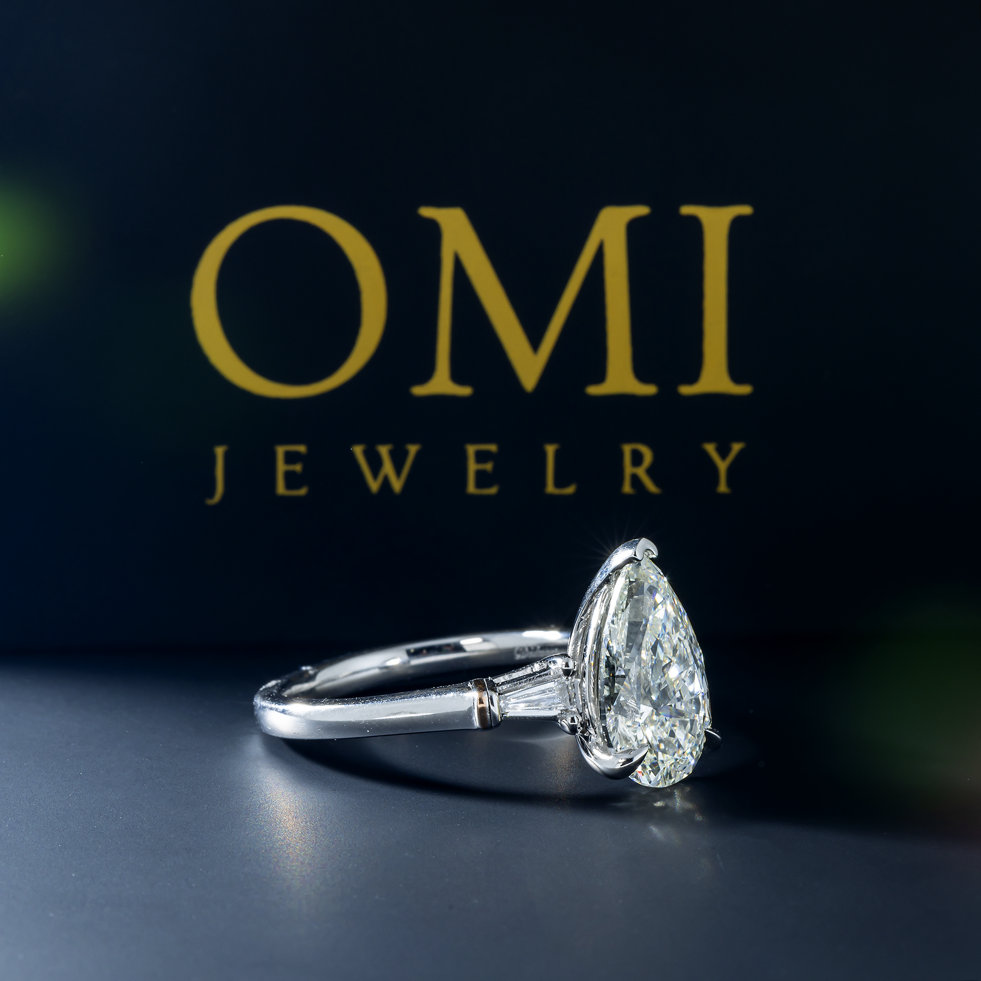 14K GOLD PEAR CUT DIAMOND ENGAGEMENT RING 3.20 CTW