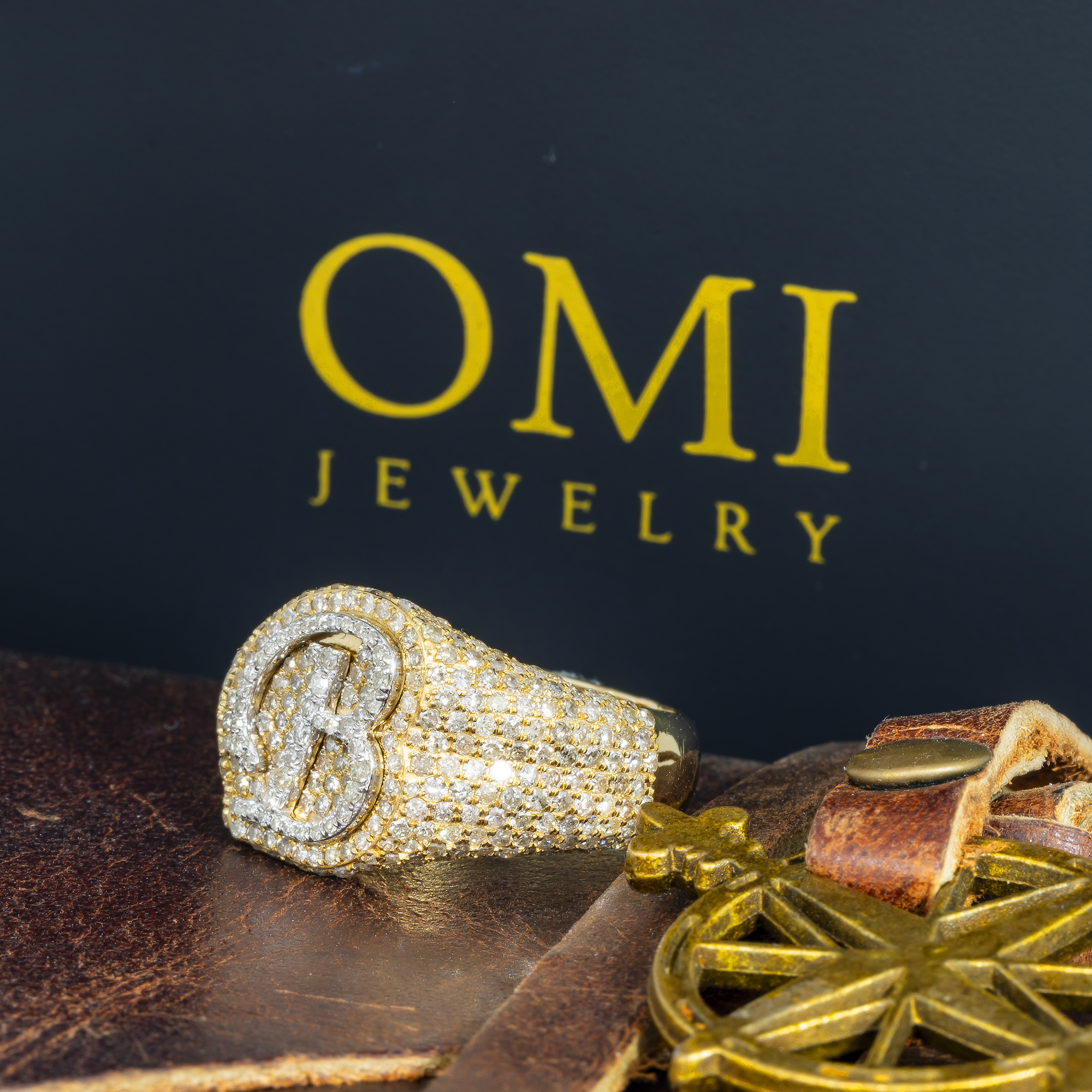 10K GOLD DIAMOND INITIAL LETTER B STATEMENT RING 2.81 CT