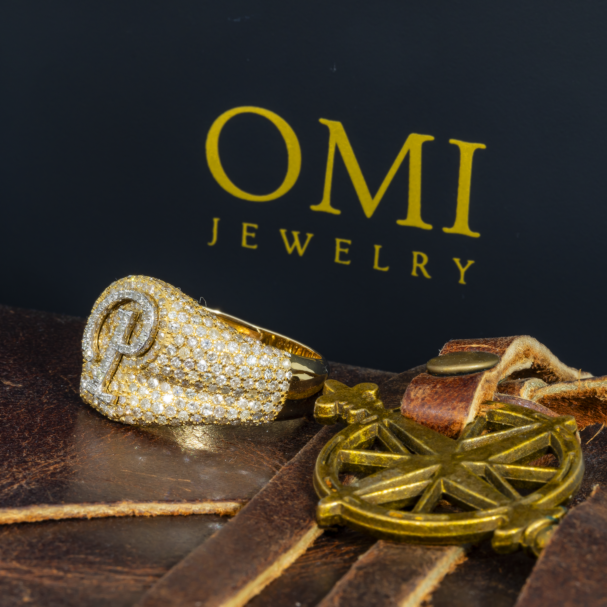 10K GOLD DIAMOND INITIAL LETTER P STATEMENT RING 2.68 CT