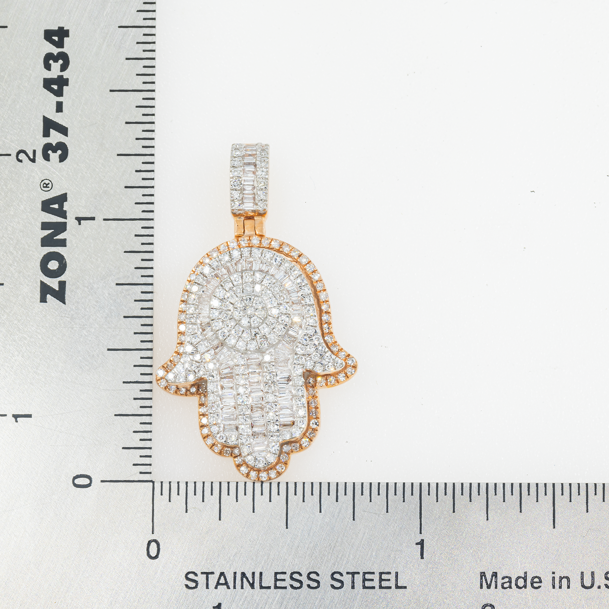 14K GOLD BAGUETTE AND ROUND DIAMOND CLUSTER HAMSA PENDANT 1.00 CT