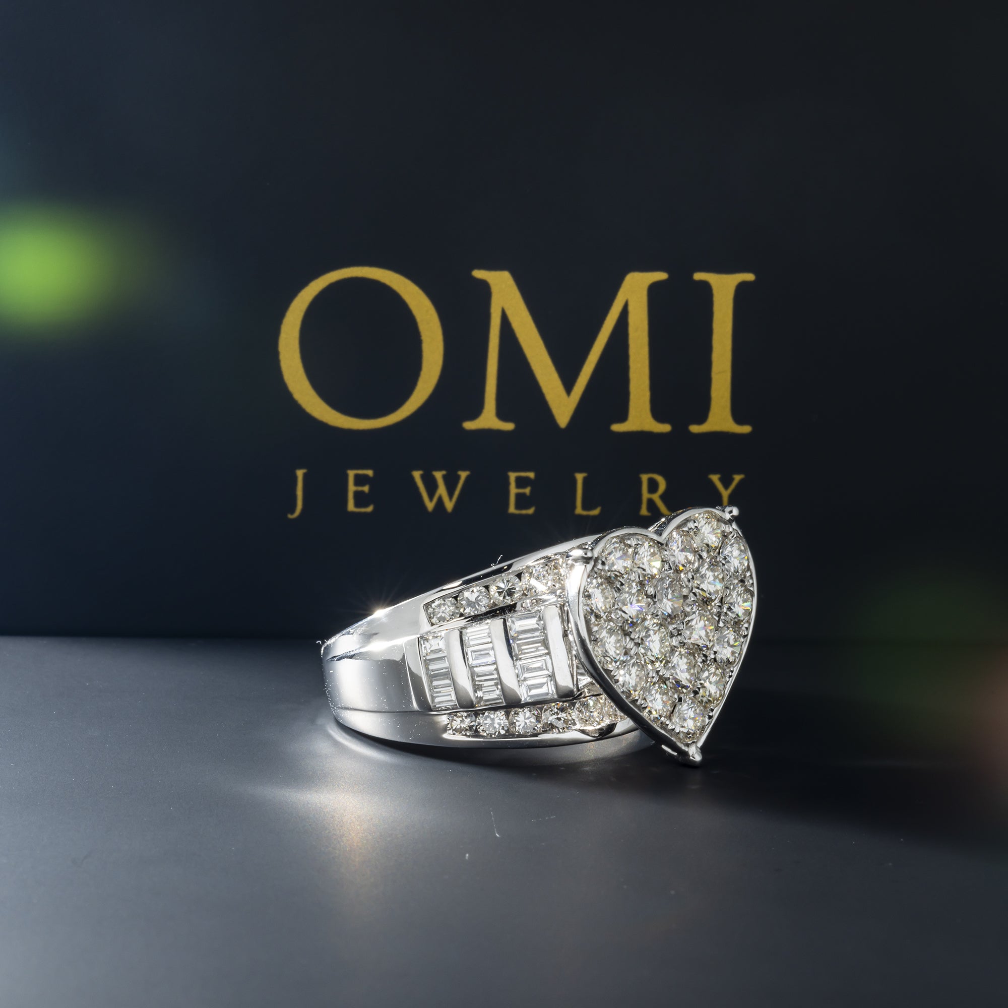 14K GOLD DIAMOND HEART CLUSTER WITH BAGUETTE SHANK STATEMENT RING 3.35 CT