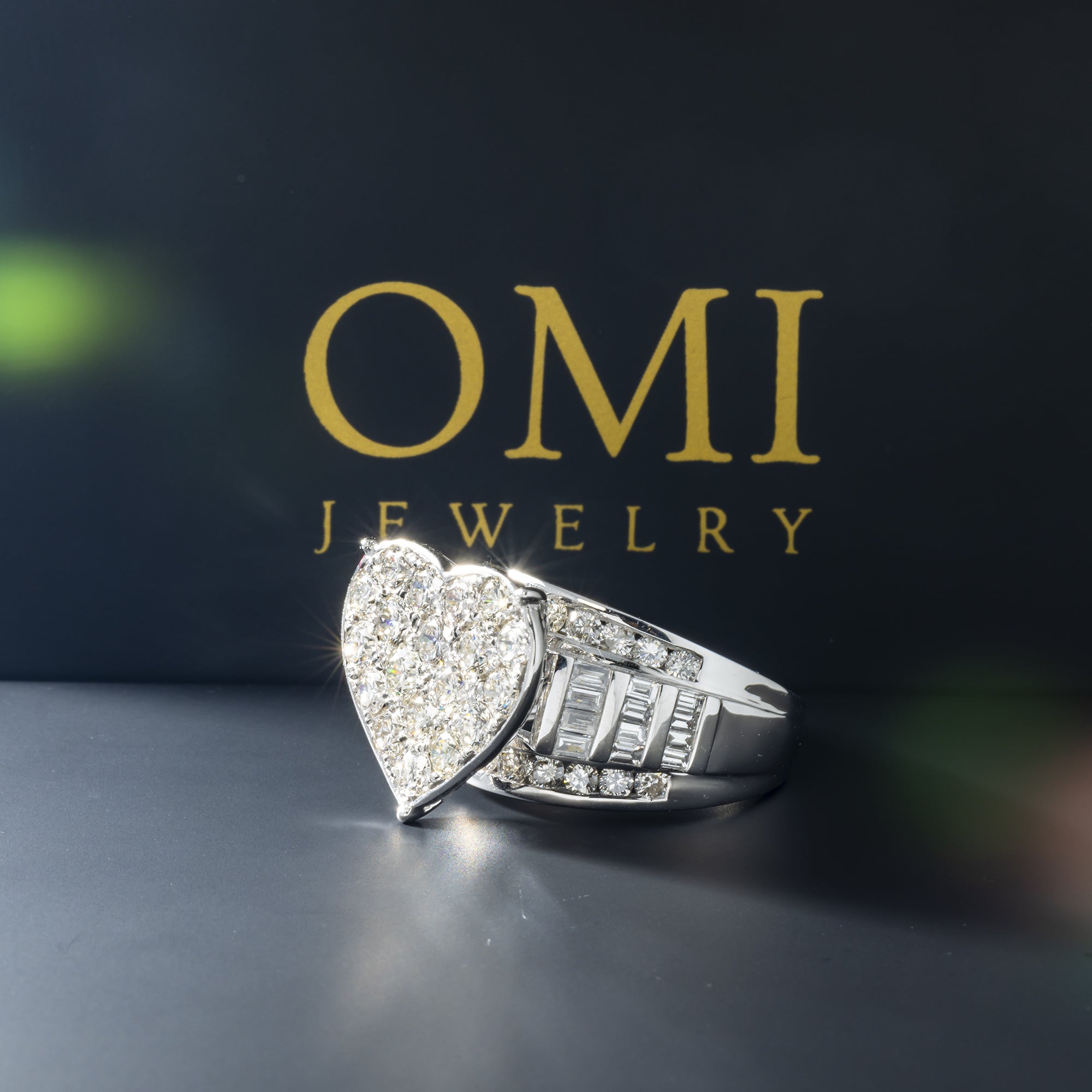 14K GOLD DIAMOND HEART CLUSTER WITH BAGUETTE SHANK STATEMENT RING 3.35 CT