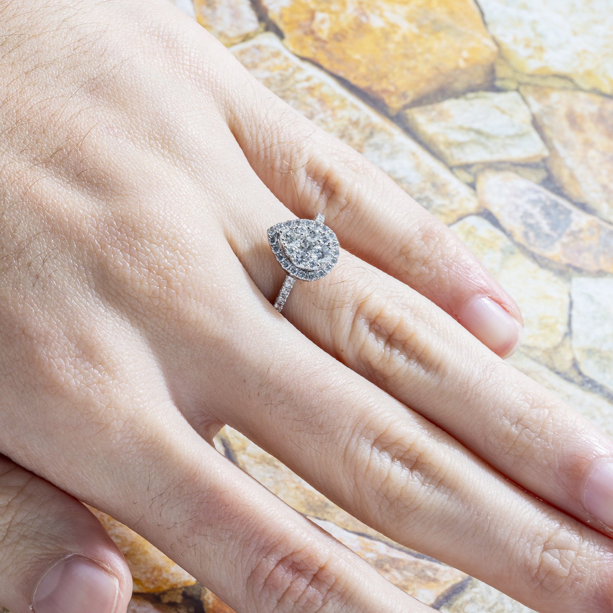 14K GOLD PEAR DIAMOND CLUSTER WITH HALO ENGAGEMENT RING 0.90 CTW