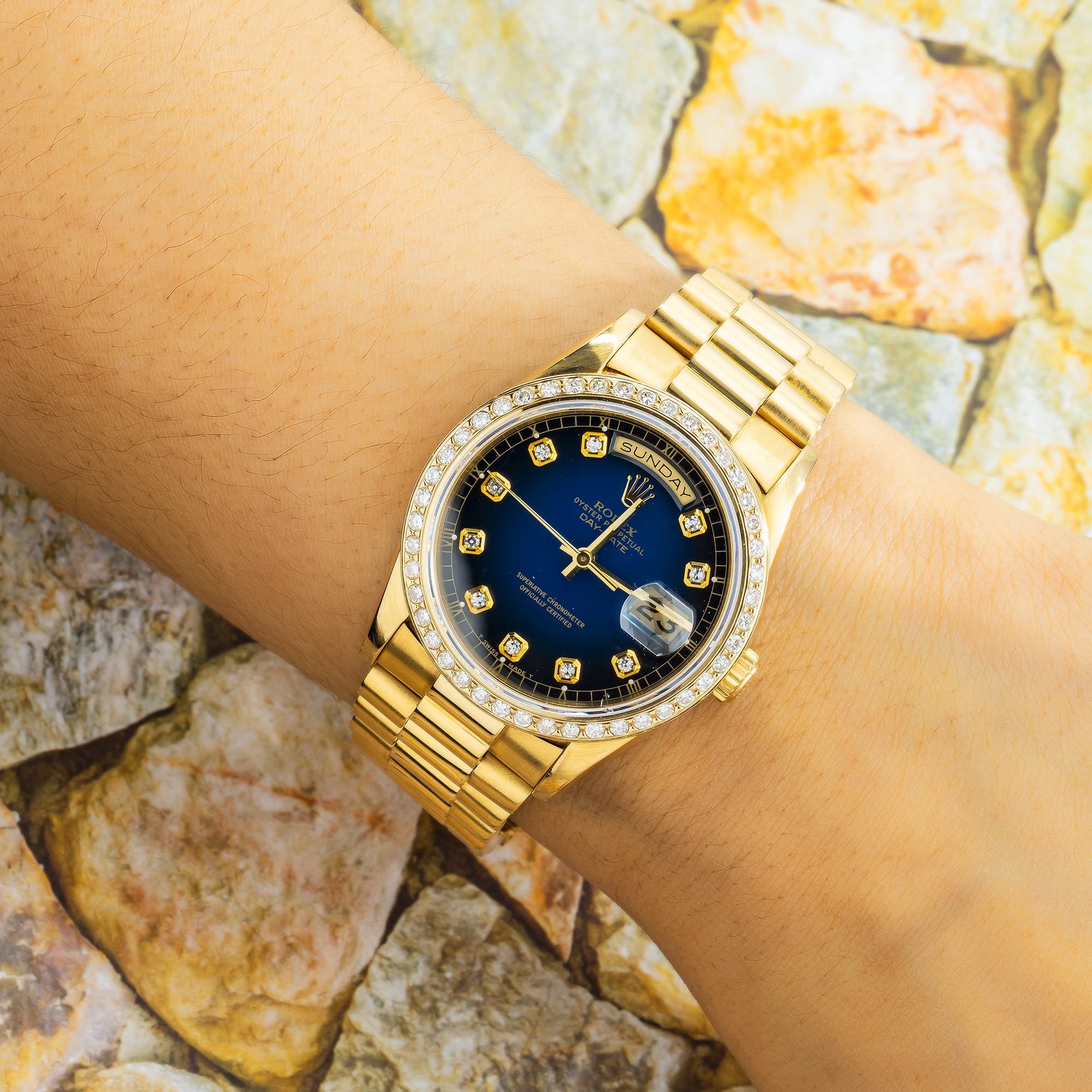 Rolex Day-Date 36MM 18238 Blue Diamond Dial Diamond Bezel 18K Yellow Gold President Bracelet