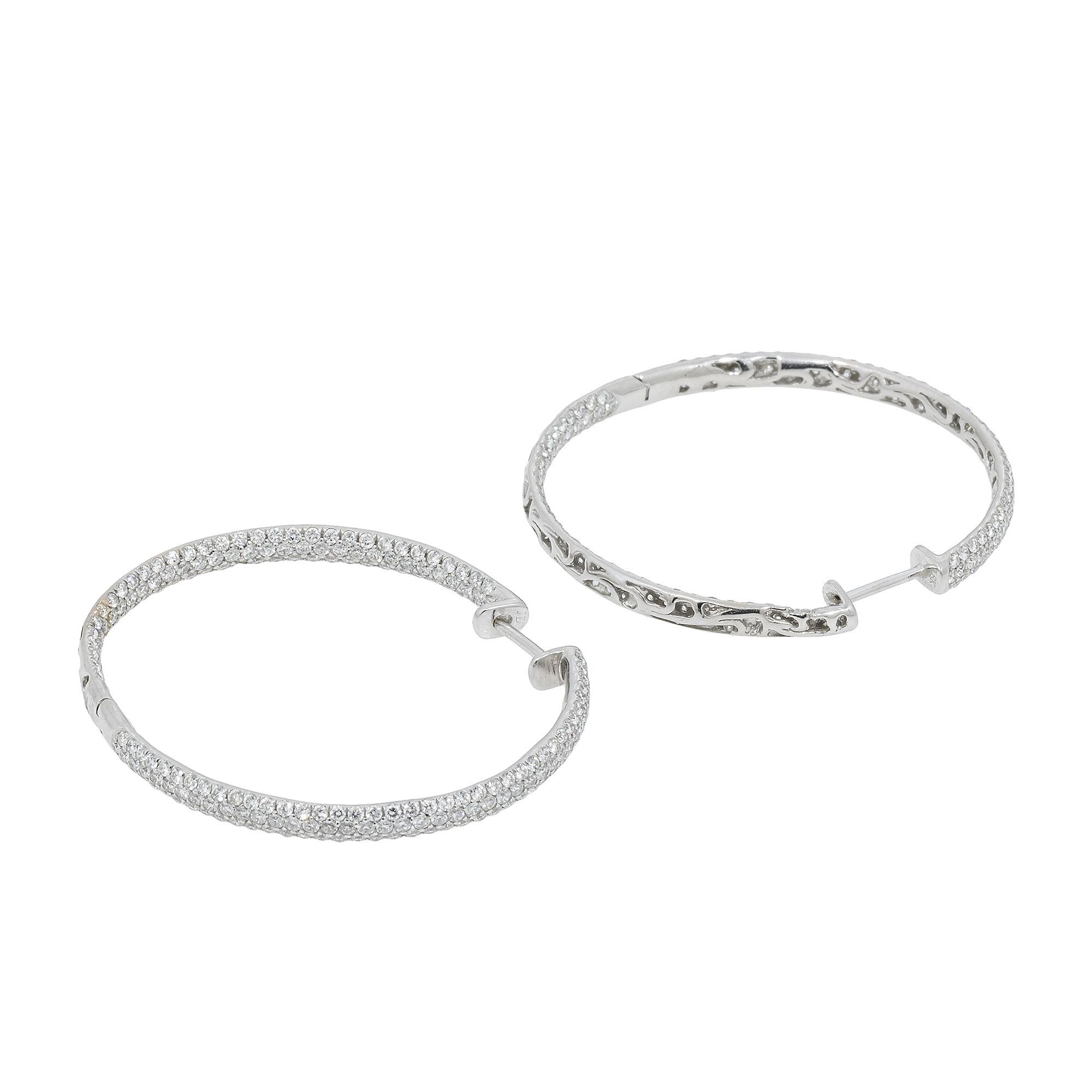 18K GOLD DIAMOND HOOP EARRINGS 6.13 CTW