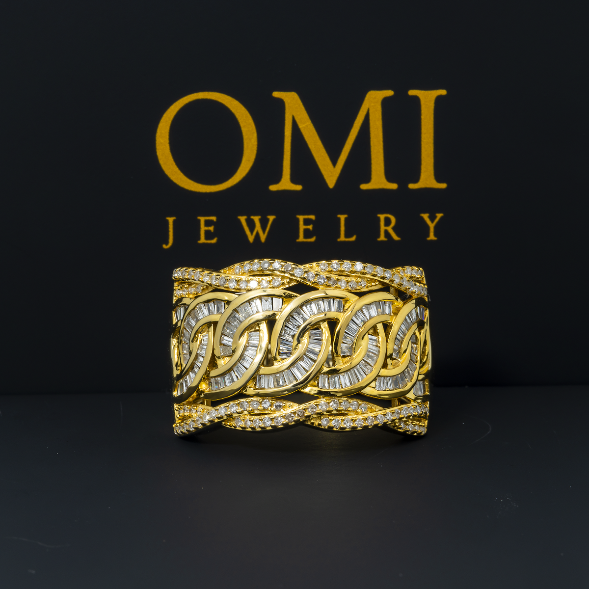14K GOLD ROUND AND BAGUETTE DIAMOND STATEMENT RING 0.82 CT