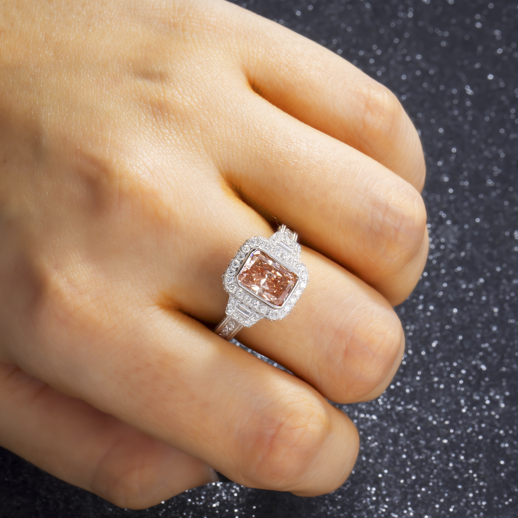 18K GOLD PINK EMERALD LAB HALO DIAMOND ENGAGEMENT RING 1.25 CTW