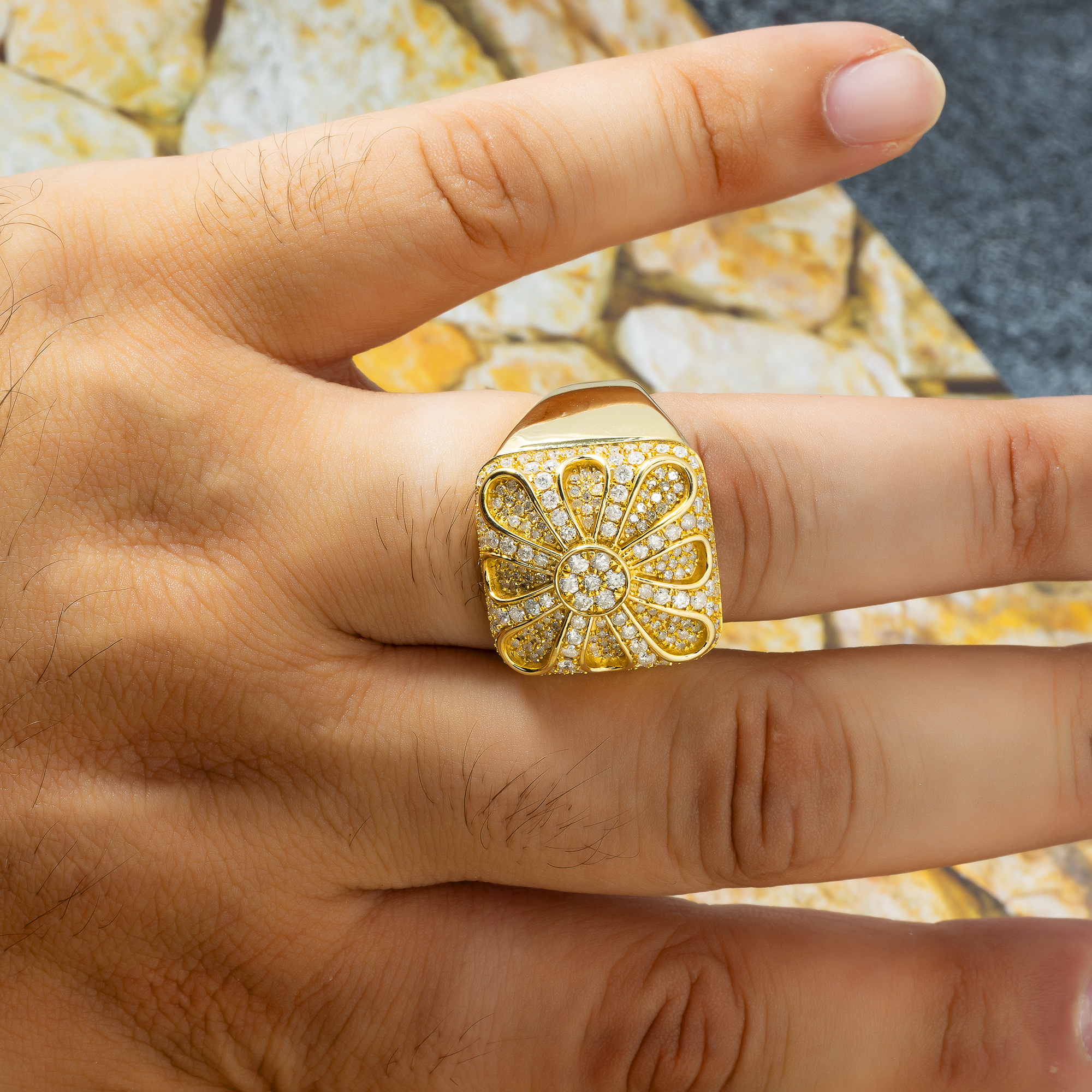 14K GOLD ROUND DIAMOND CLUSTER FLOWER STATEMENT RING 1.77 CT
