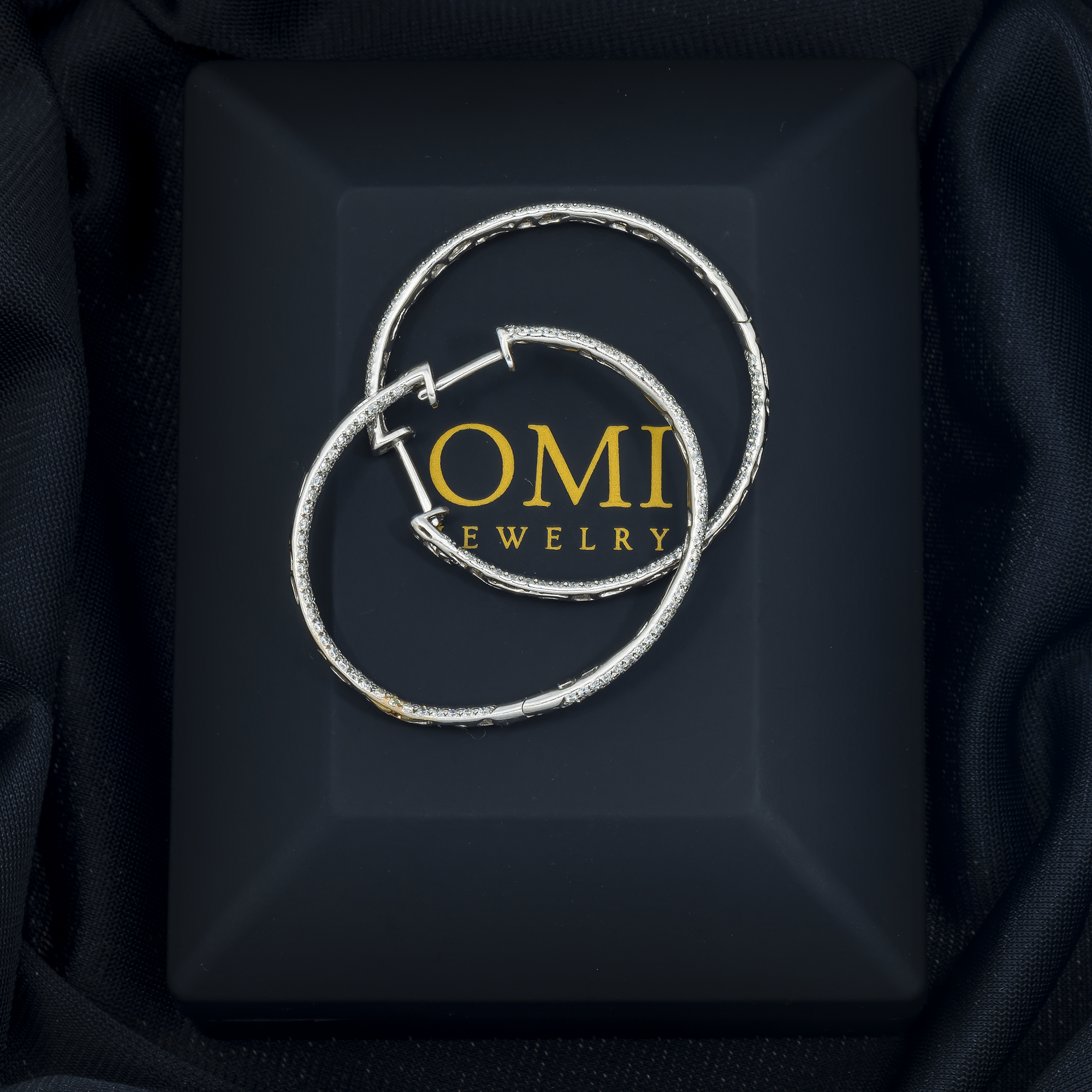 18K GOLD DIAMOND HOOP EARRINGS 6.13 CTW