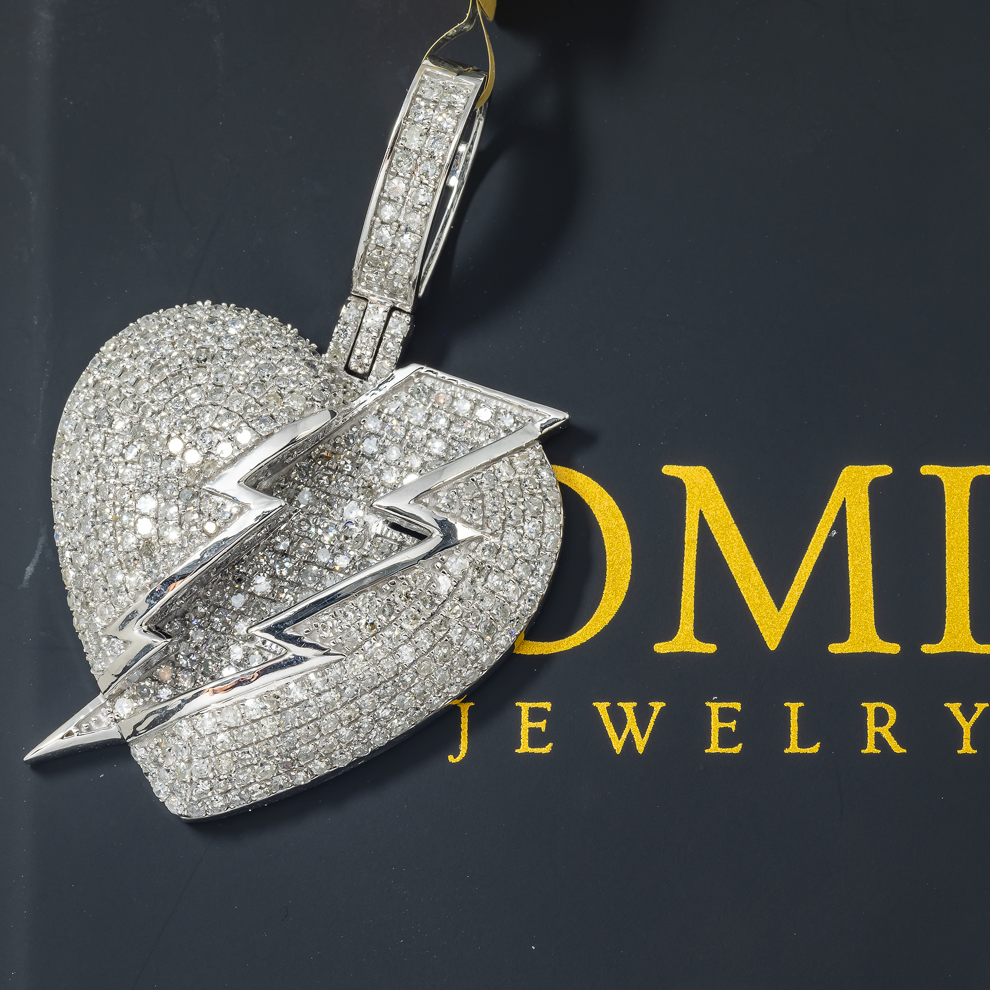 14K GOLD DIAMOND HEART WITH LIGHTNING BOLT PENDANT 1.75 CT