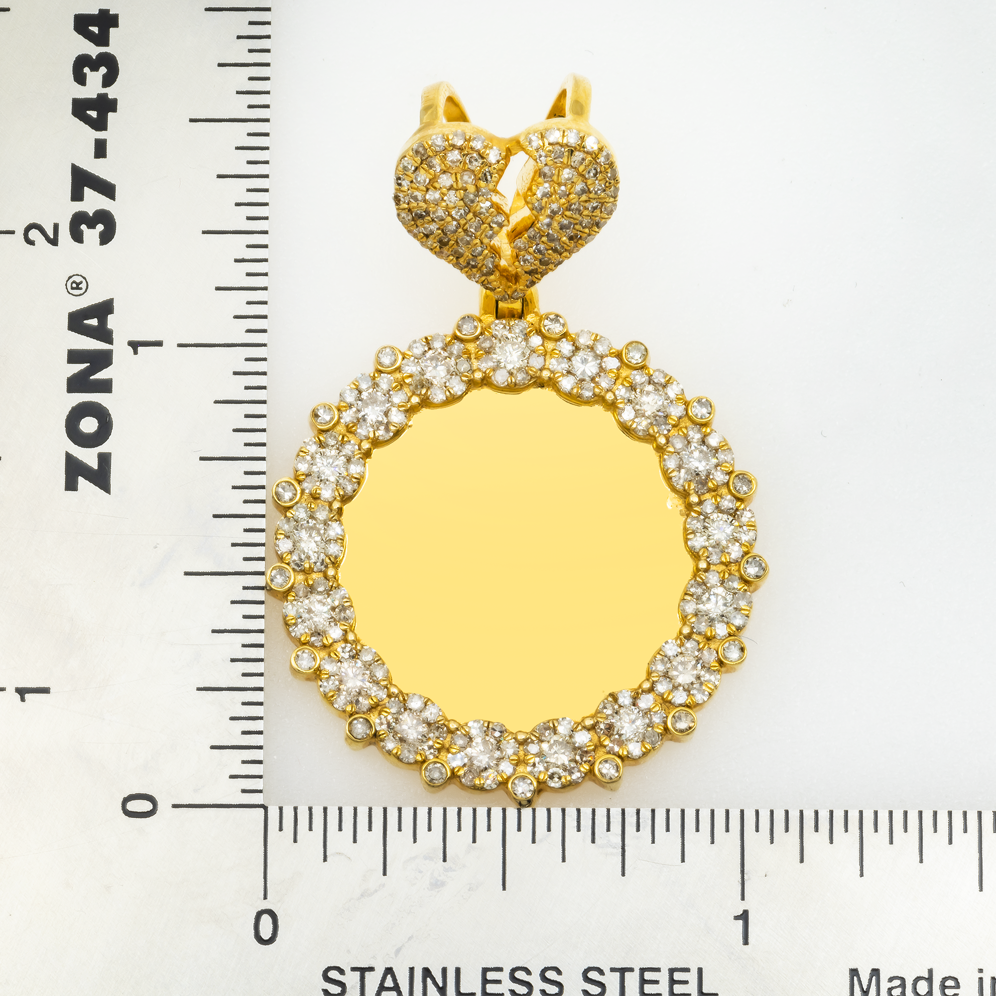 10K GOLD DIAMOND CIRCLE WITH BROKEN HEART PICTURE PENDANT 2.30 CT