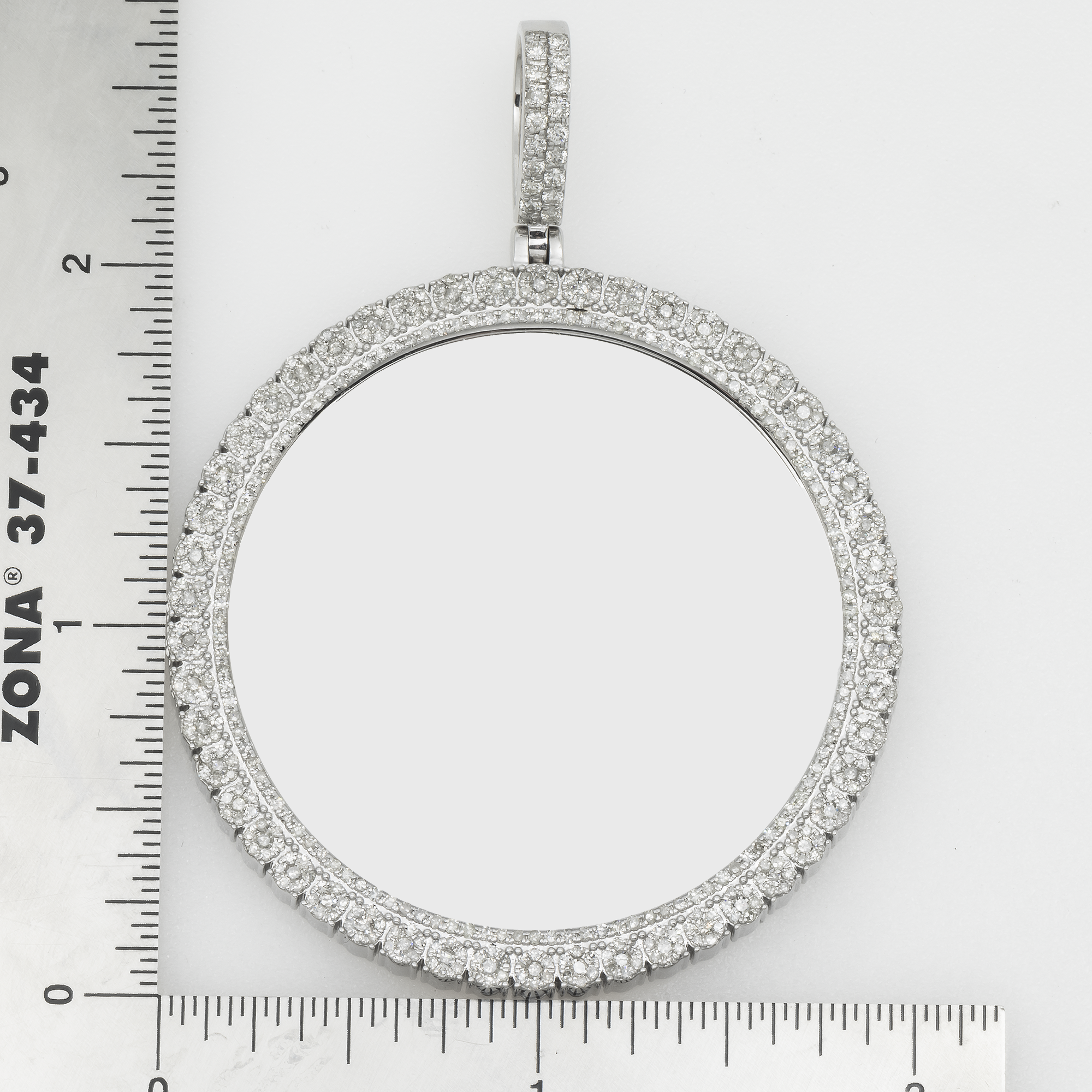 10K GOLD DIAMOND CLUSTER CIRCLE PICTURE PENDANT 3.06 CT