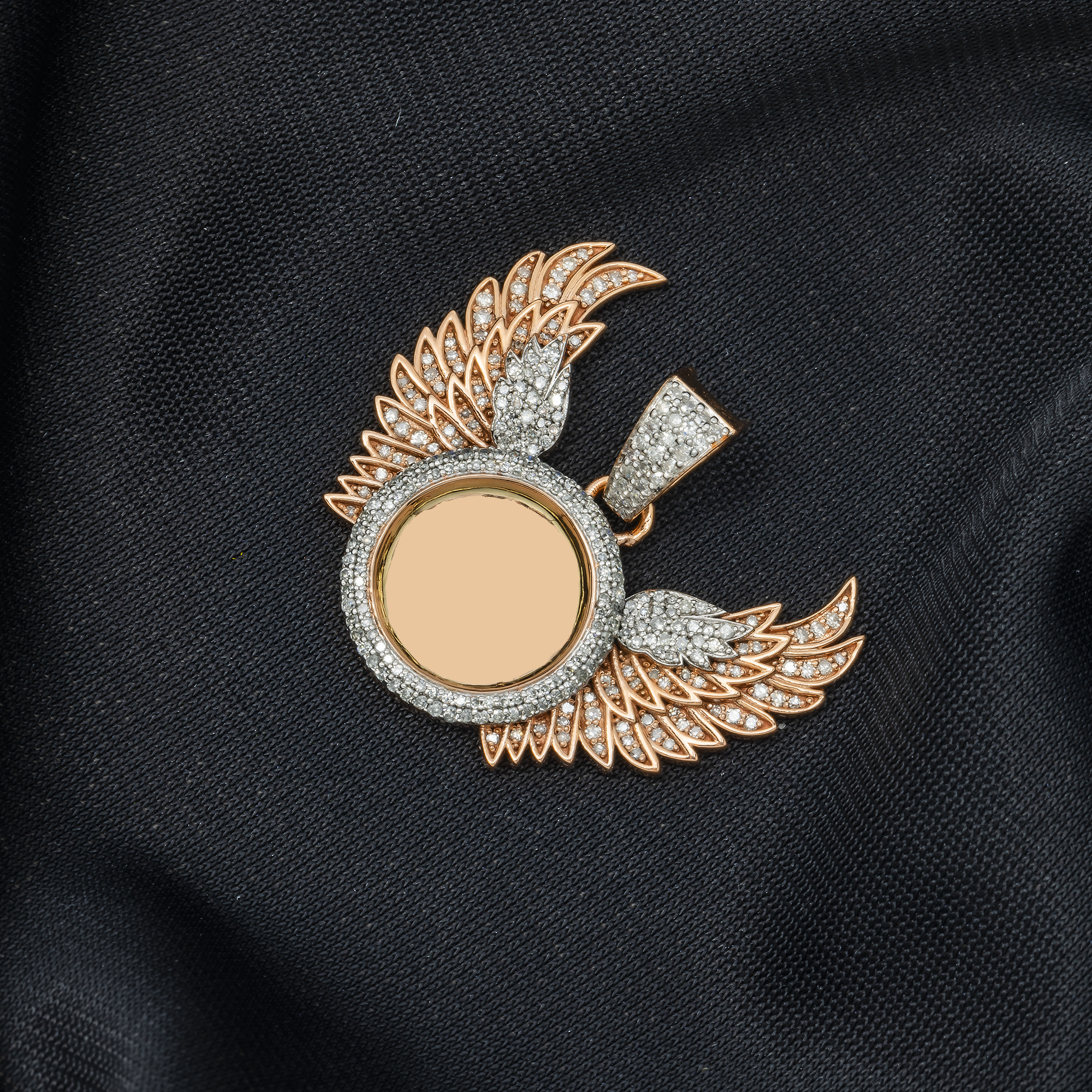 10K GOLD DIAMOND CIRCLE WITH ANGEL WINGS PICTURE PENDANT 0.93 CT
