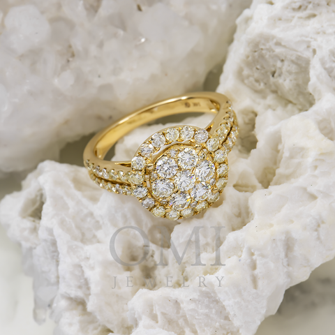 14K GOLD ROUND CUT HALO DIAMOND CLUSTER ENGAGEMENT RING 2.37 CTW