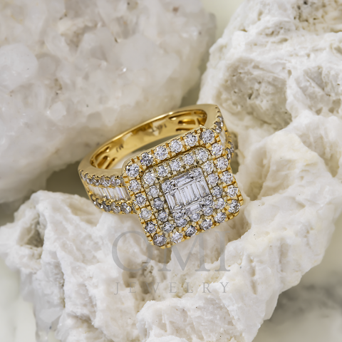 14K GOLD BAGUETTE AND ROUND DIAMOND SQUARE SHAPE RING 1.97 CT