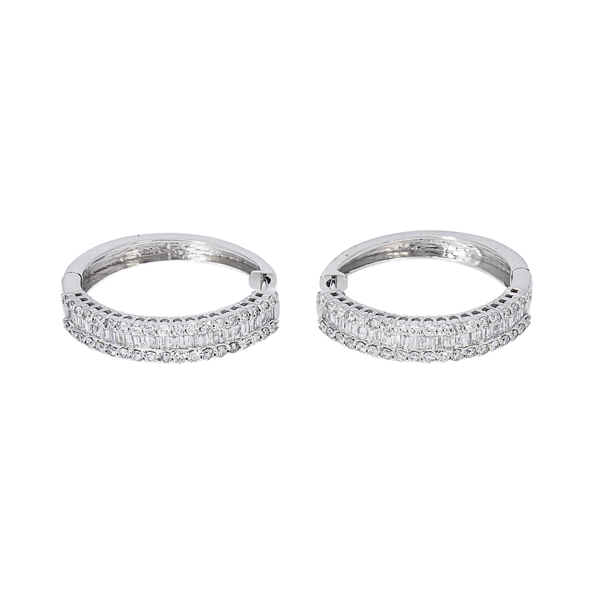 14K GOLD BAGUETTE AND ROUND DIAMOND SMALL HOOP EARRINGS 2.11 CTW