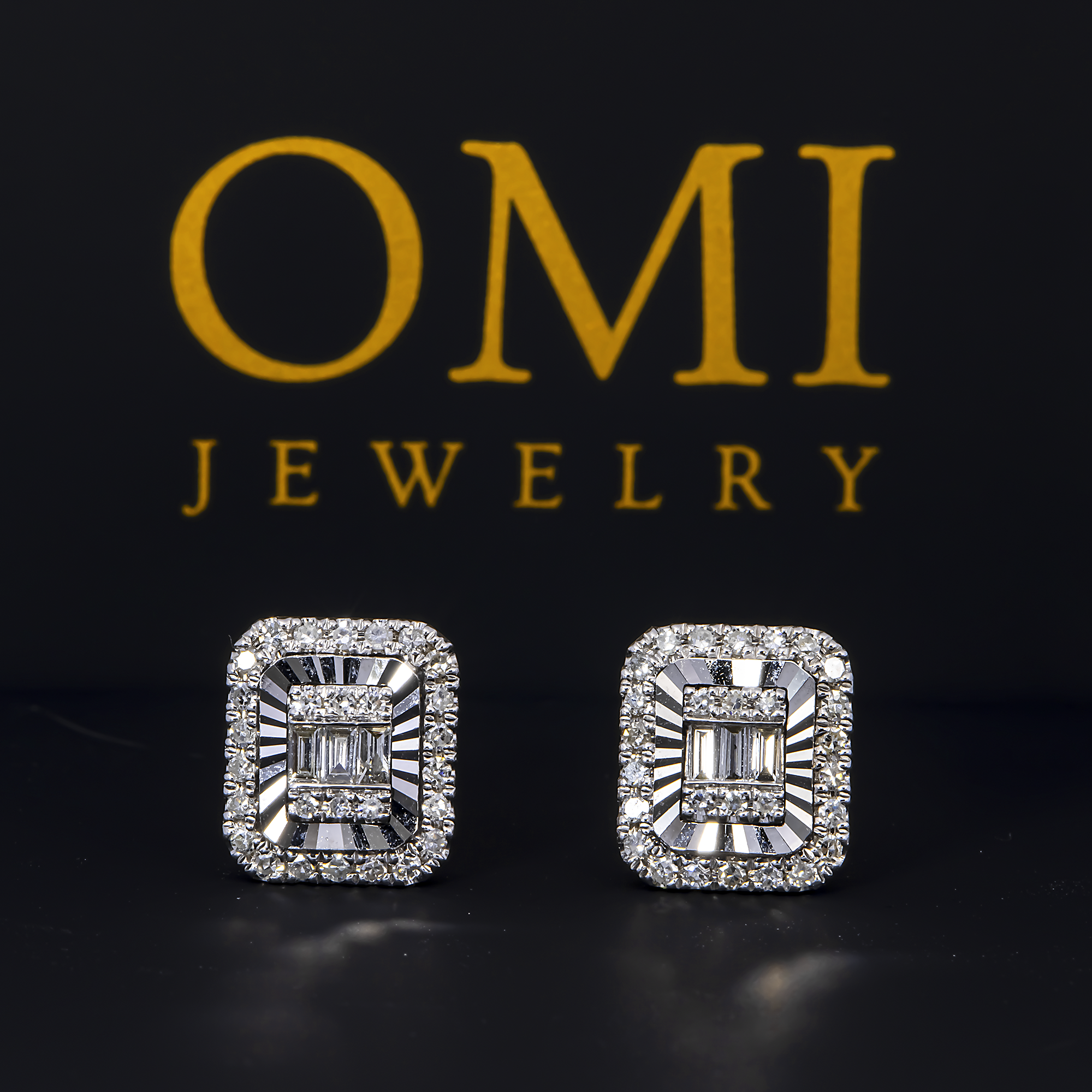 14K GOLD BAGUETTE AND ROUND DIAMOND EARRINGS 0.35 CTW