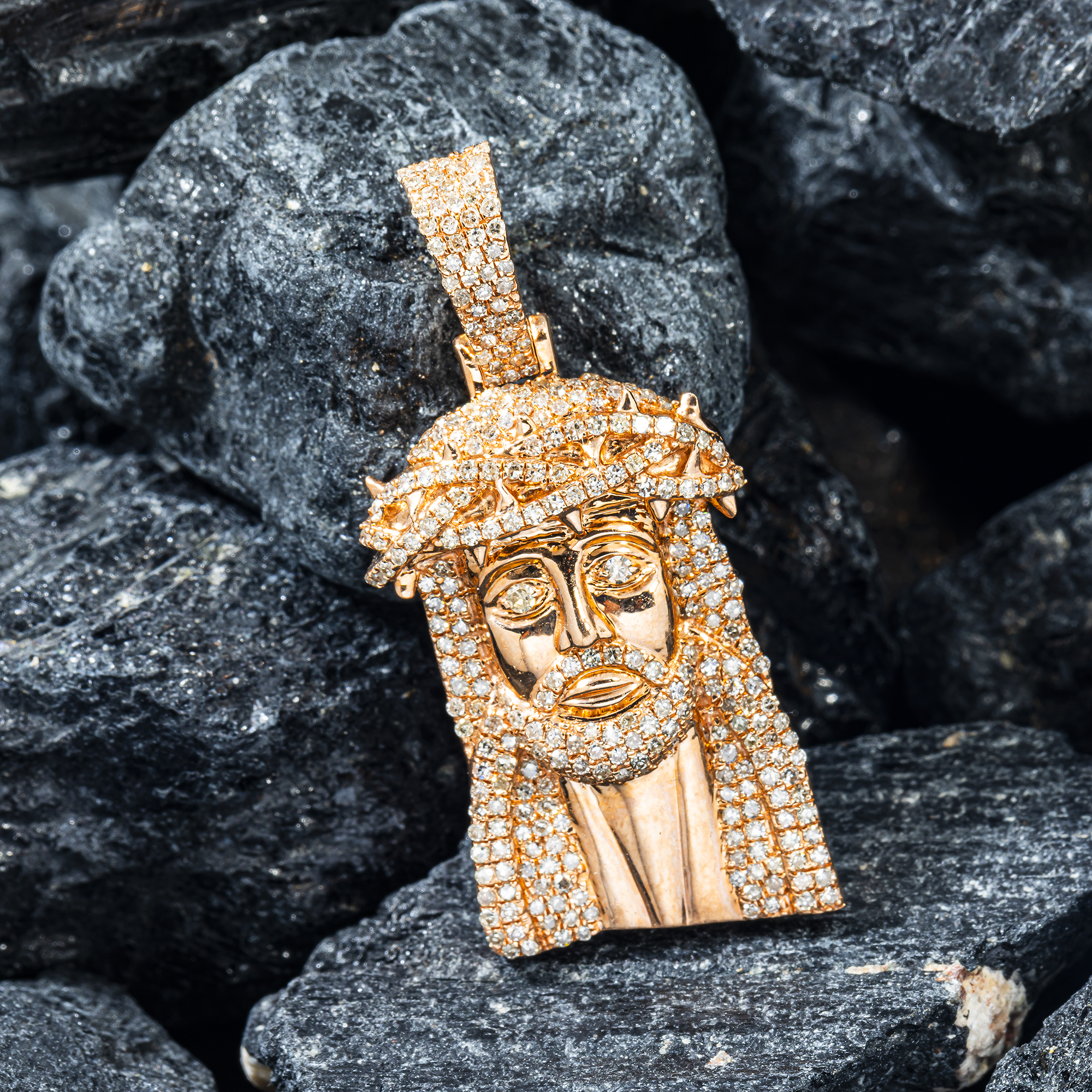 10K GOLD DIAMOND JESUS HEAD PENDANT 1.01 CT