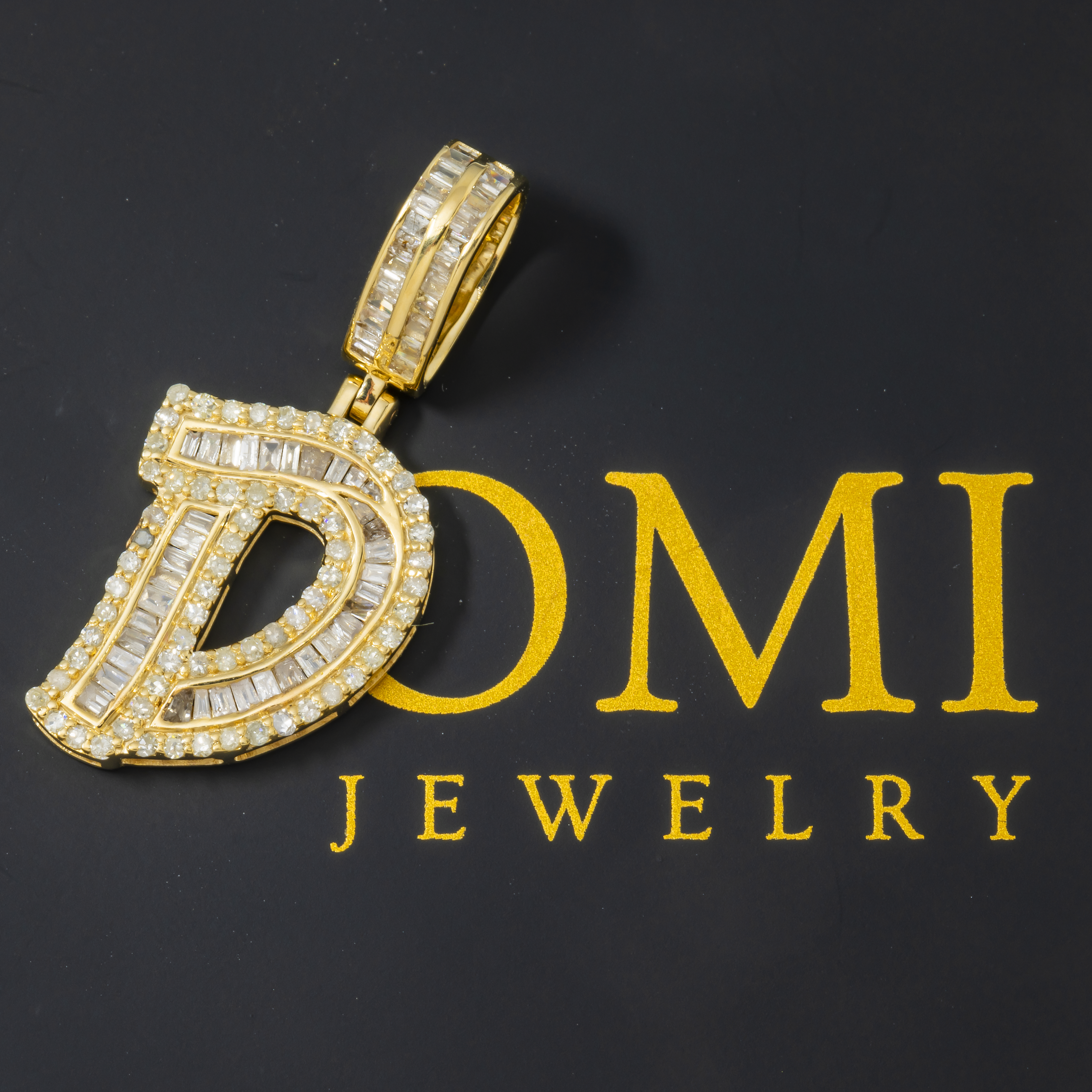 14K GOLD BAGUETTE AND ROUND DIAMOND INITIAL D PENDANT 0.62 CT