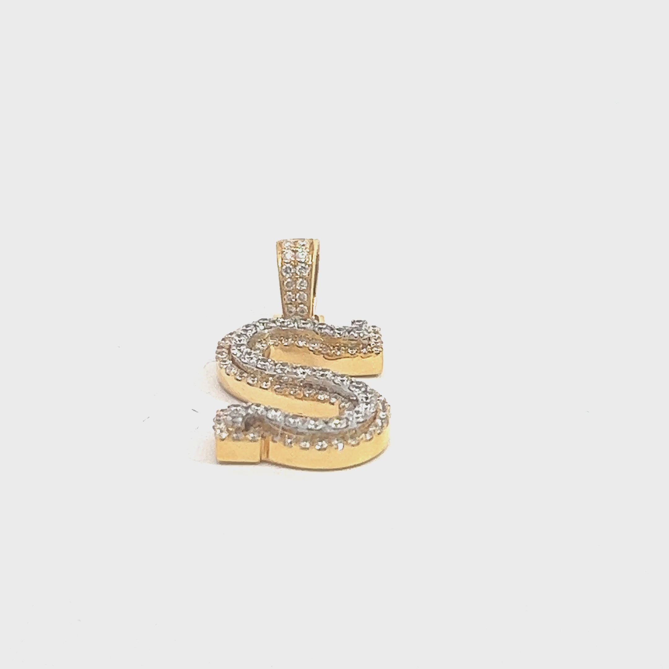 CHR1556AY-D $8,750.00 14KY O.SOCTW DIAMOND 3D TWO TONE LETTER PENDANT - D°14KY0.90CTWDIAMOND3DTWOTONELETTERPENDANT-D__2024-04-10-14-48-37.mp4