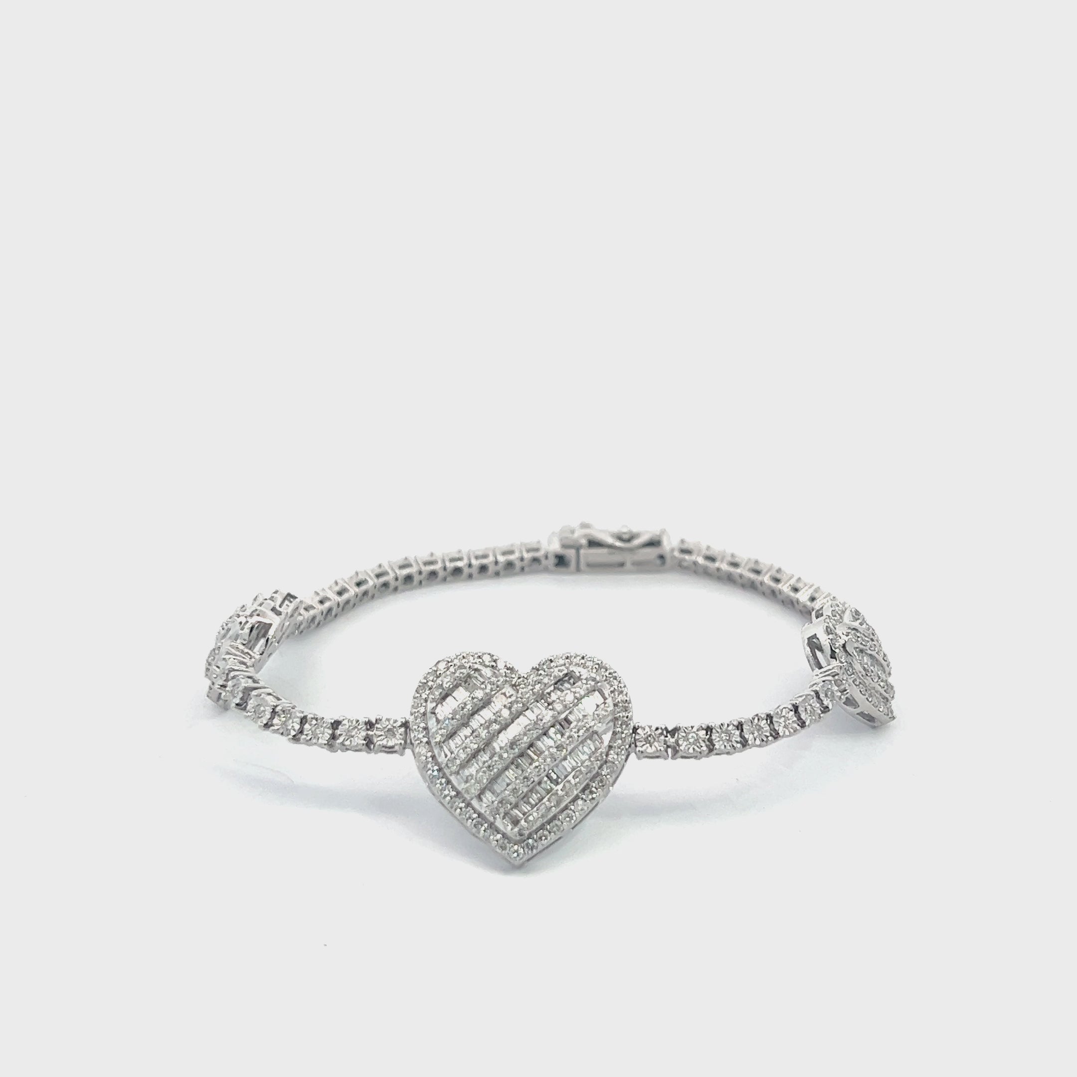 BRO29432GBRO29432G 10KT D-2.30CT $18508__2024-05-03-12-29-10.mp4