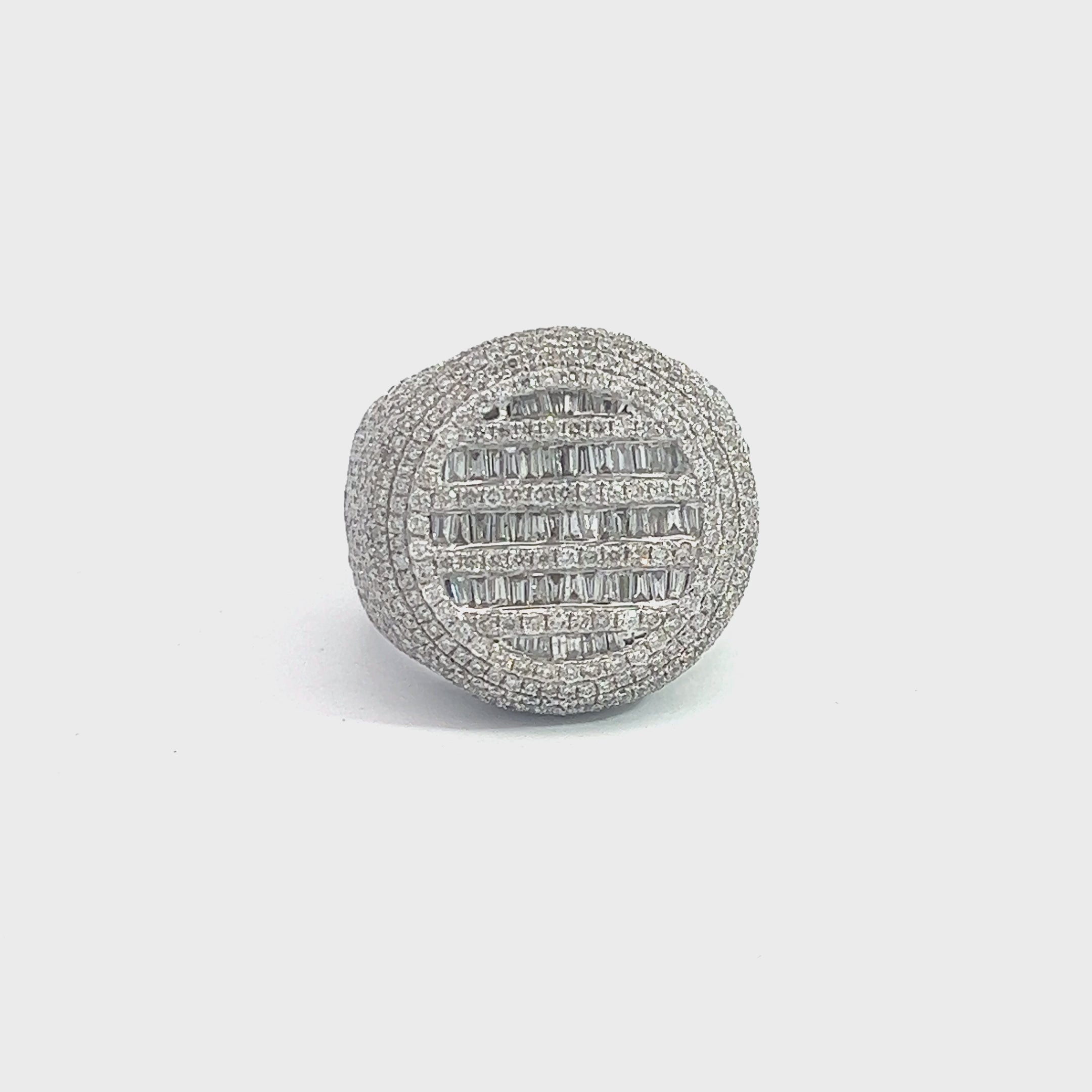 MRG4189W $36,990.00 14KW 4 BOCTW BAQUETTE DIAMOND MENS RINO - ROUND FACE - 5 ROWE__2024-04-08-17-53-07.mp4