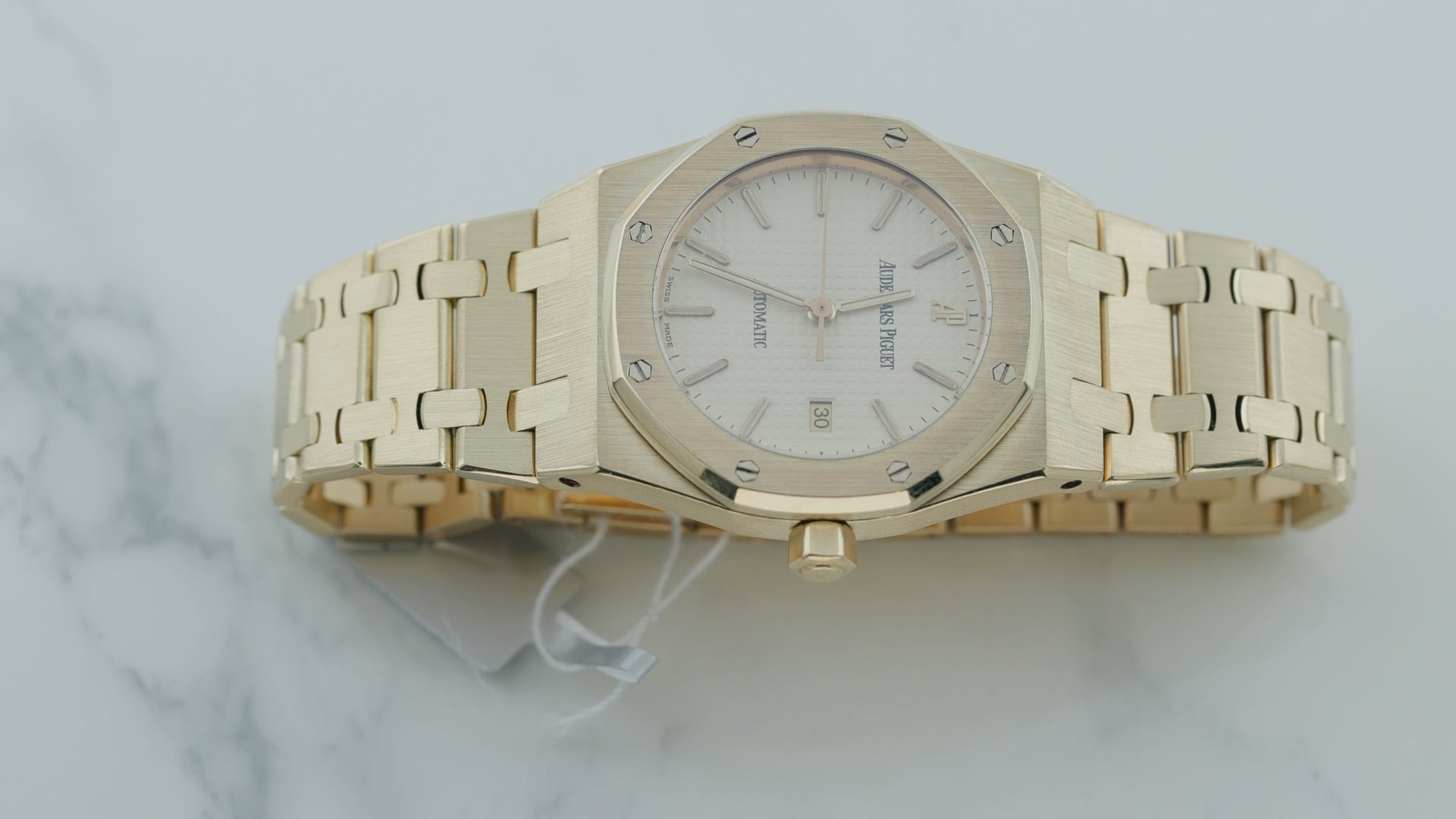 Audemars Piguet Royal Oak 33MM 15000BA Champagne Dial Yellow Gold Bezel 18K Yellow Gold Bracelet