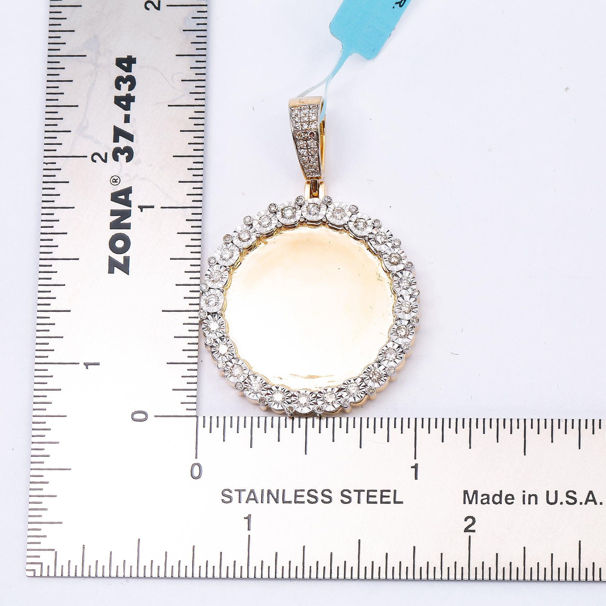 10K YELLOW GOLD PICTURE PENDANT WITH  WITH 0.54 CT  BAGUETTE DIAMONDS