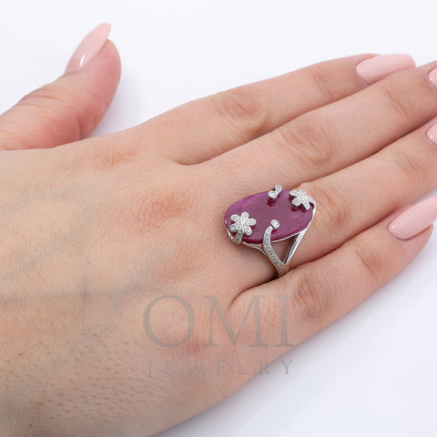 18K White Gold Round Shaped Ruby Diamond And Gemstone Ring