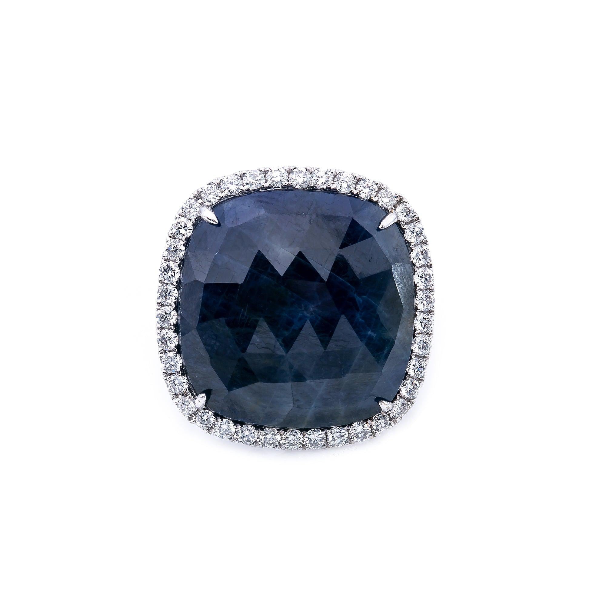18K White Gold Round Shaped Sapphire Diamond And Gemstone Ring
