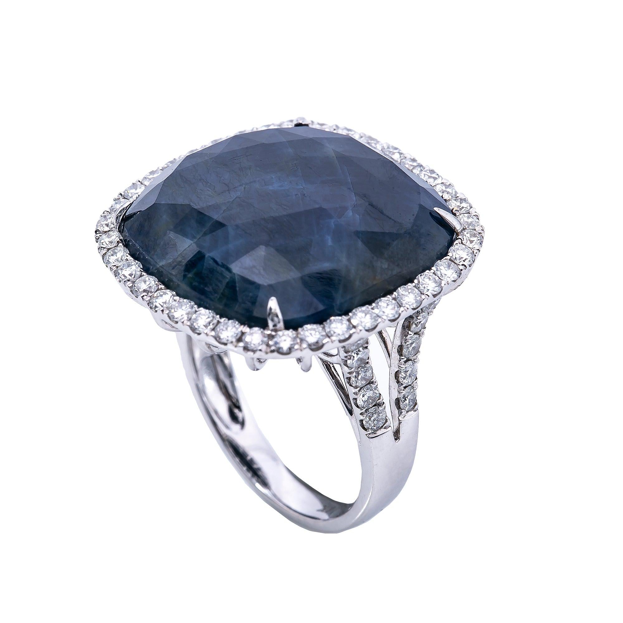 18K White Gold Round Shaped Sapphire Diamond And Gemstone Ring