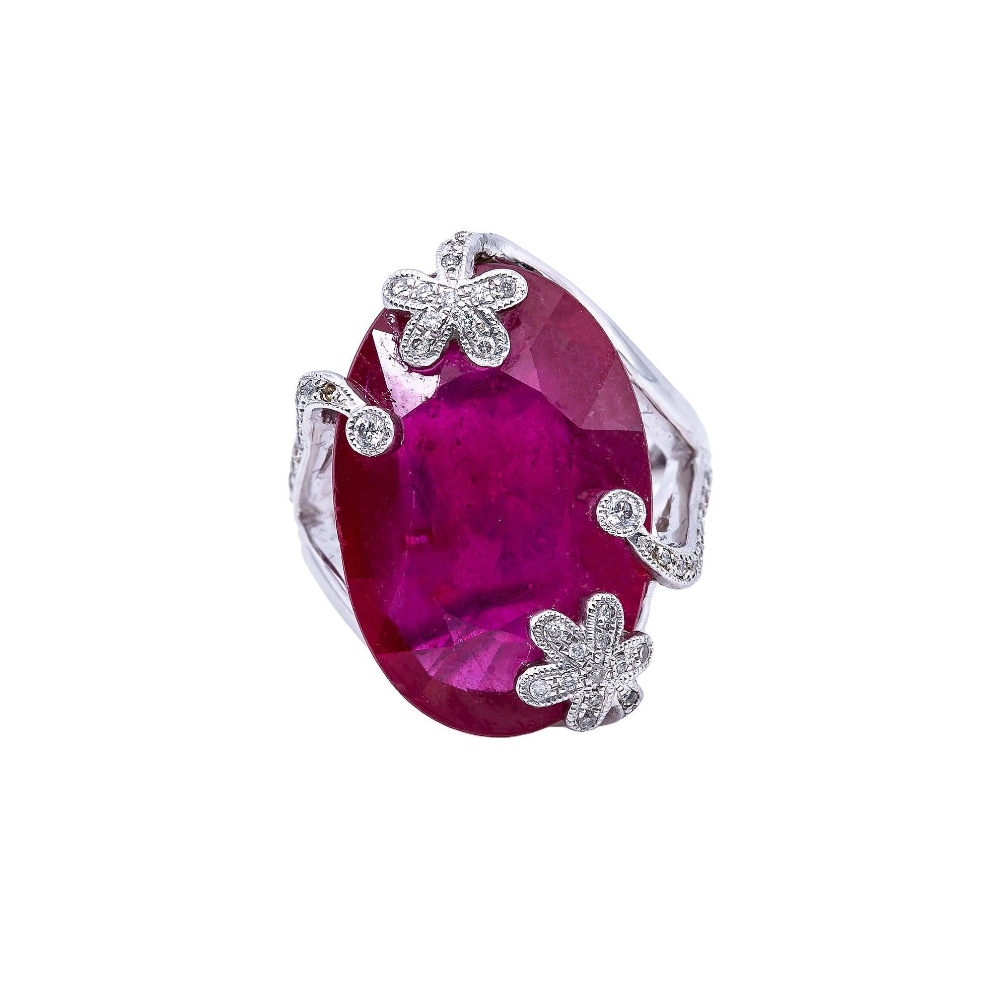 18K White Gold Round Shaped Ruby Diamond And Gemstone Ring